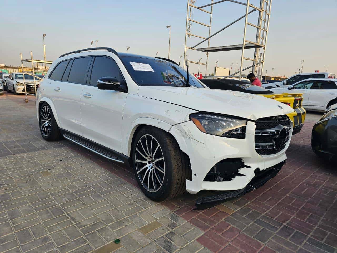 MERCEDES BENZ GLS 450 2023 thumbnail 6