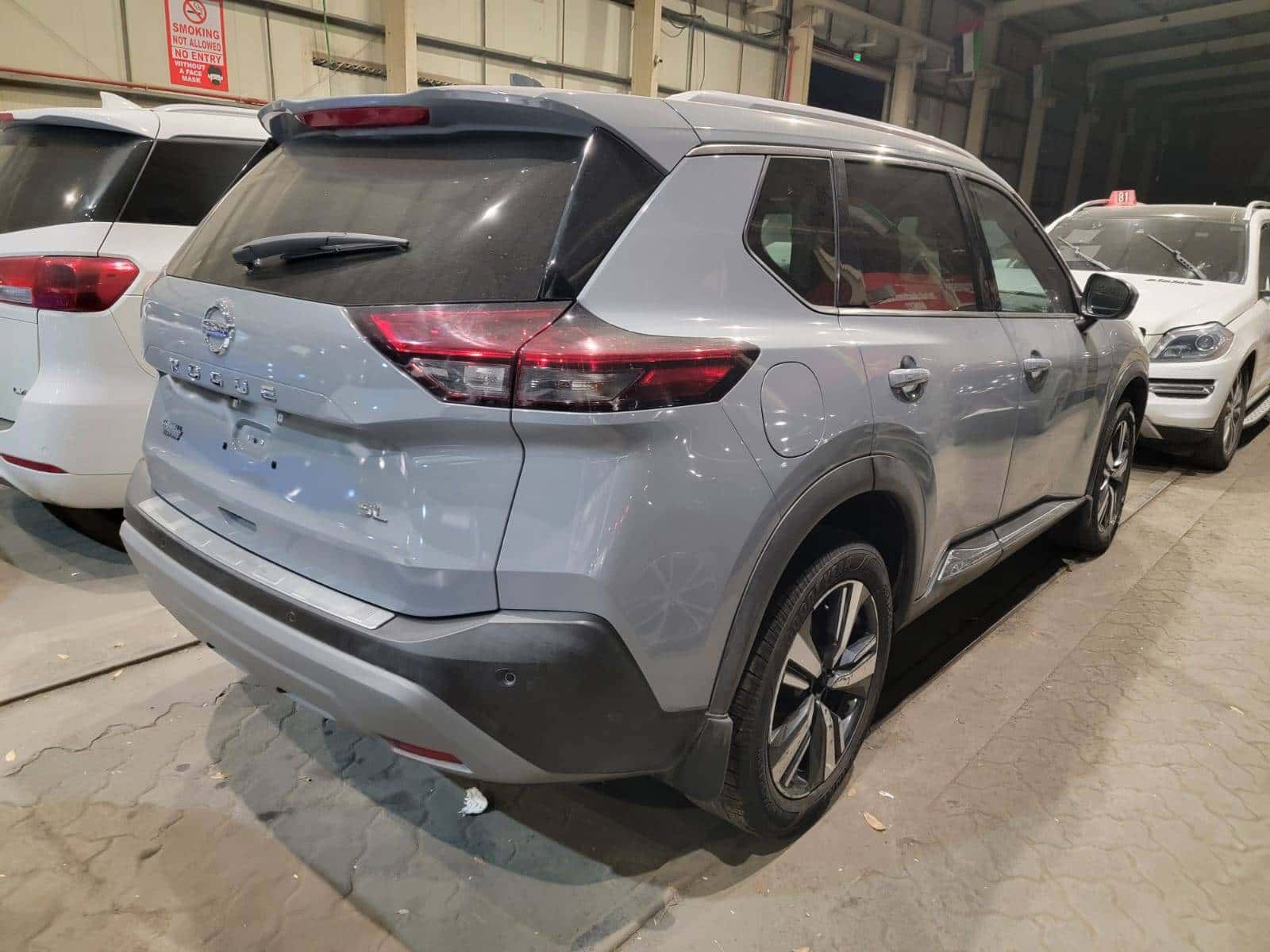 Nissan Rogue 2021 thumbnail 3