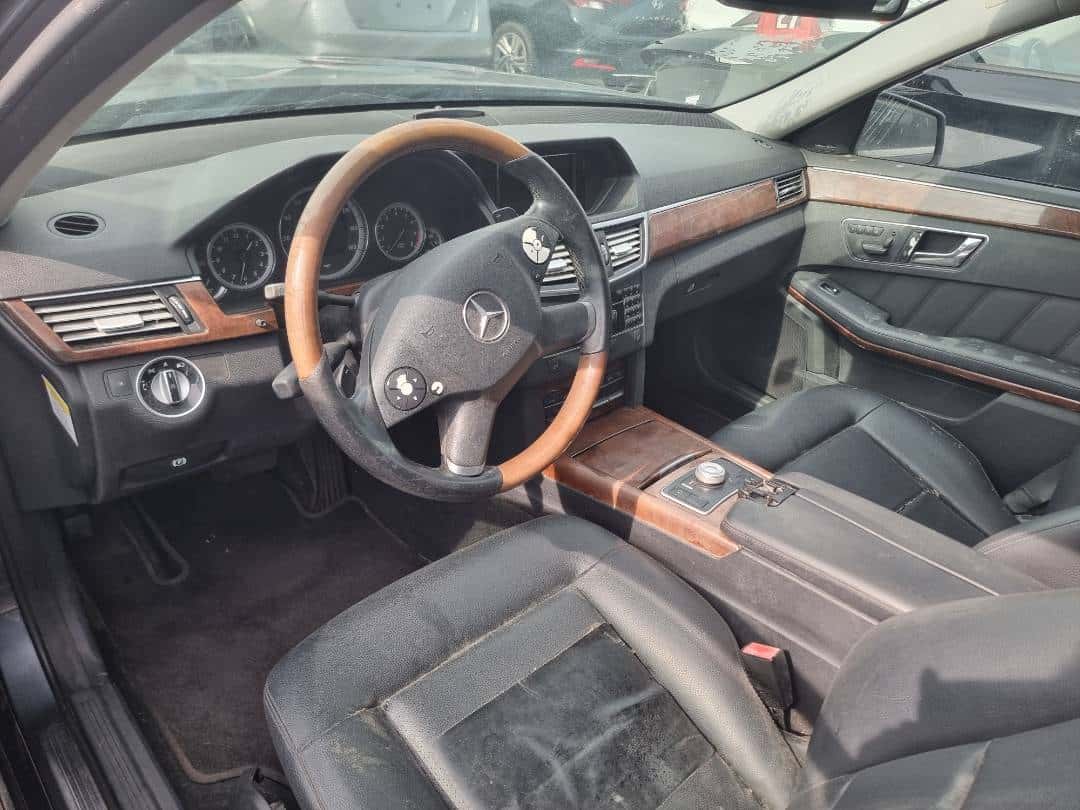 MERCEDES BENZ E 350 - Exterior