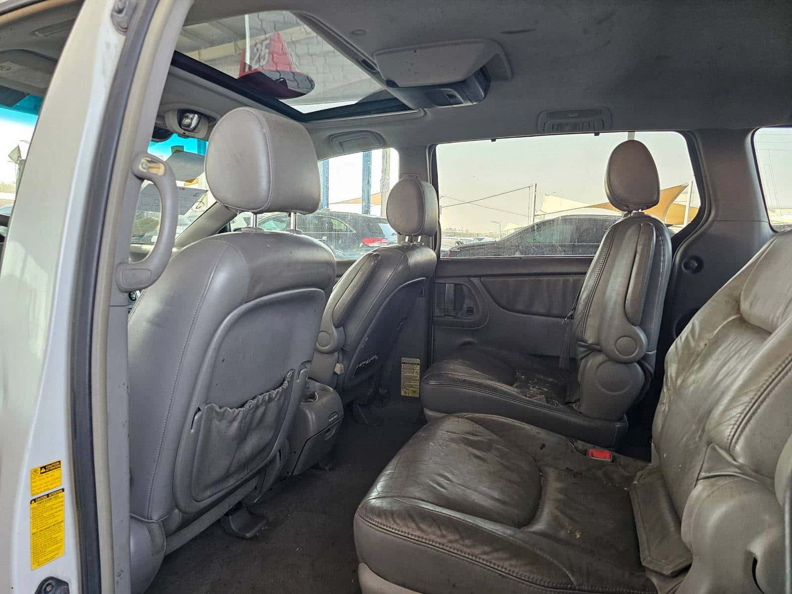 TOYOTA SIENNA 2004 thumbnail 5