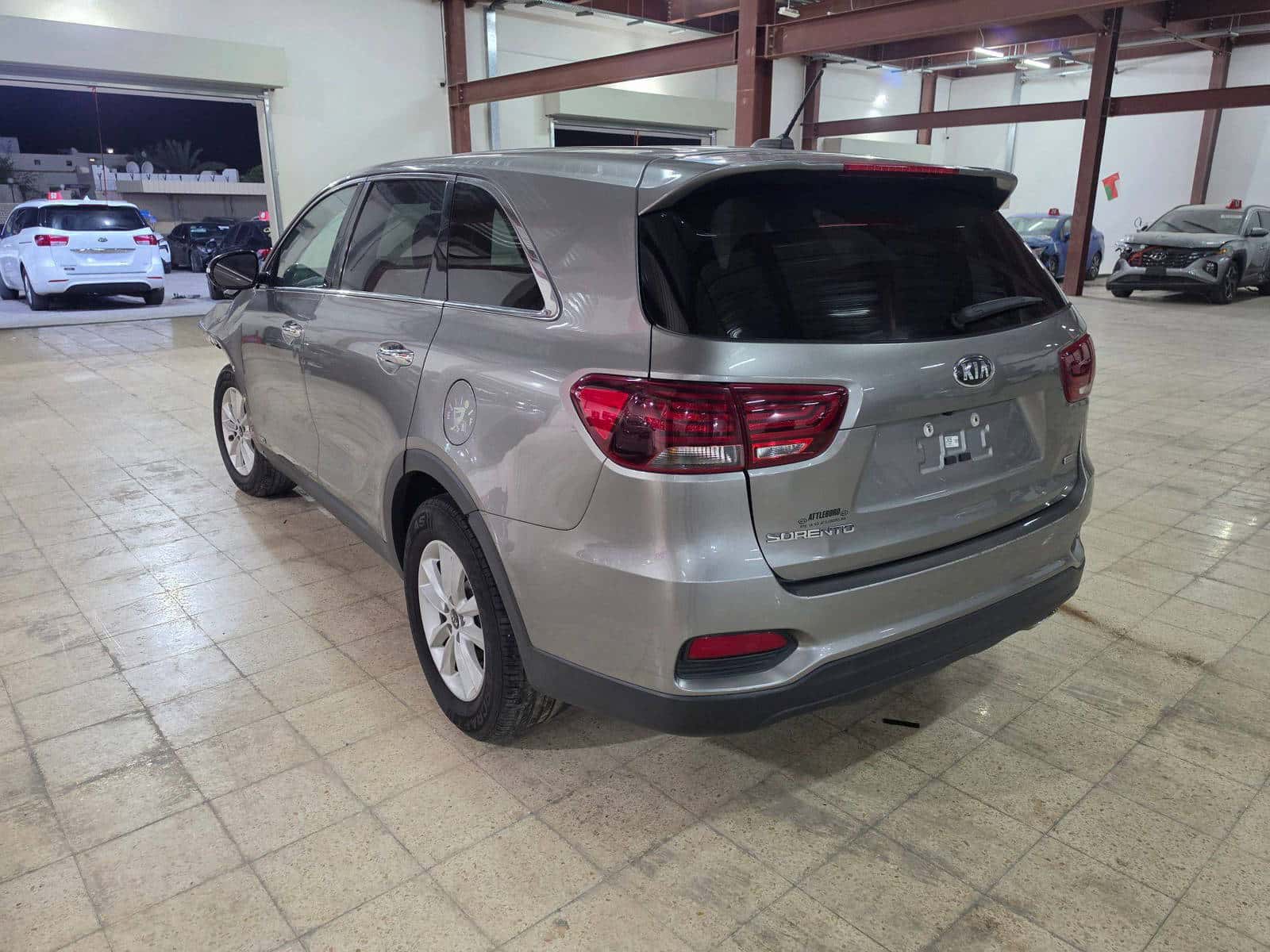 KIA SORENTO 2019 thumbnail 5