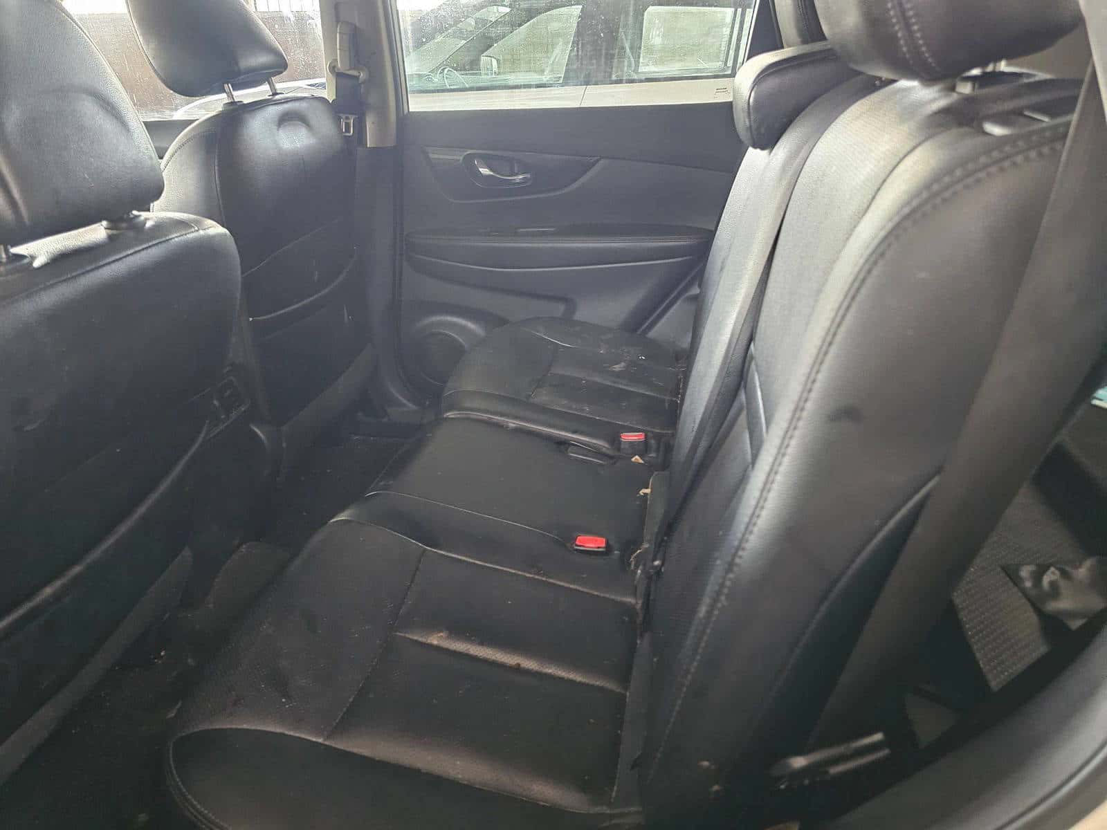 NISSAN ROGUE - Exterior