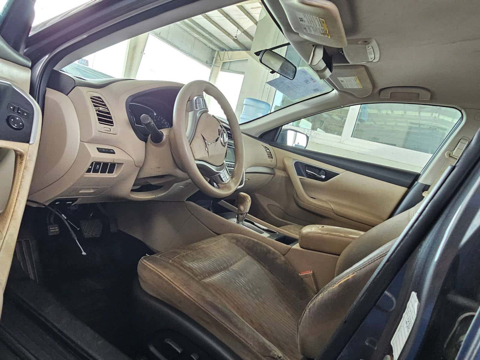 NISSAN ALTIMA - Exterior