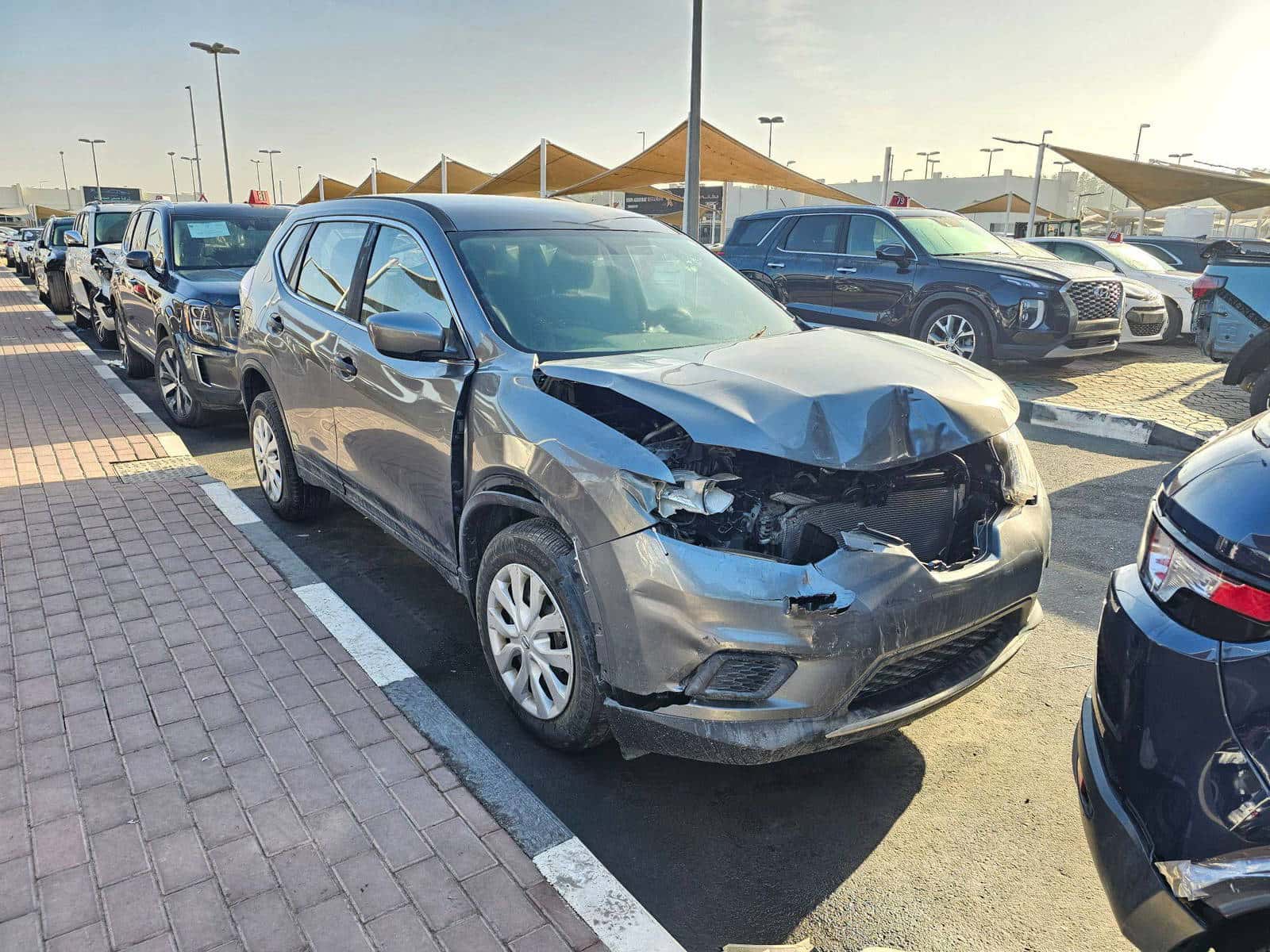 NISSAN ROGUE - Exterior