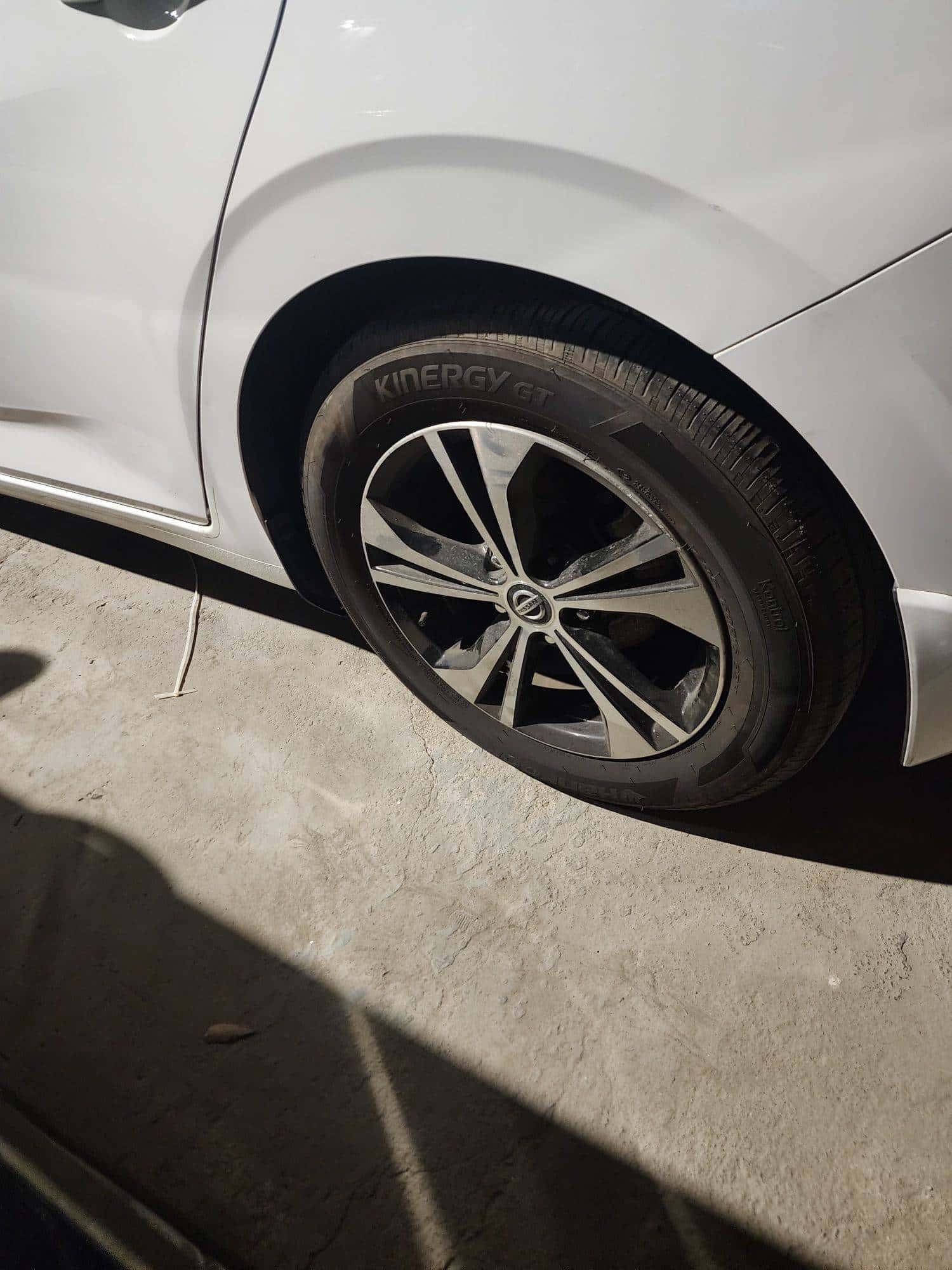 NISSAN SENTRA - Exterior