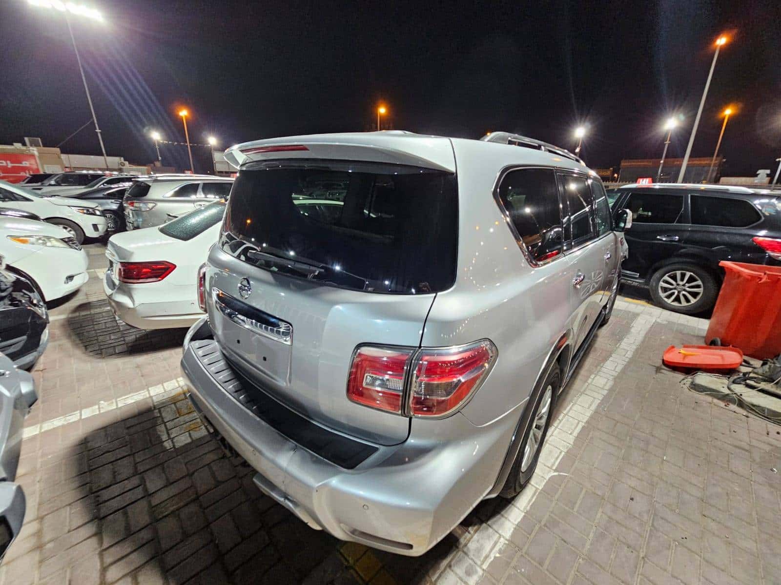 Nissan Armada 2017 thumbnail 5