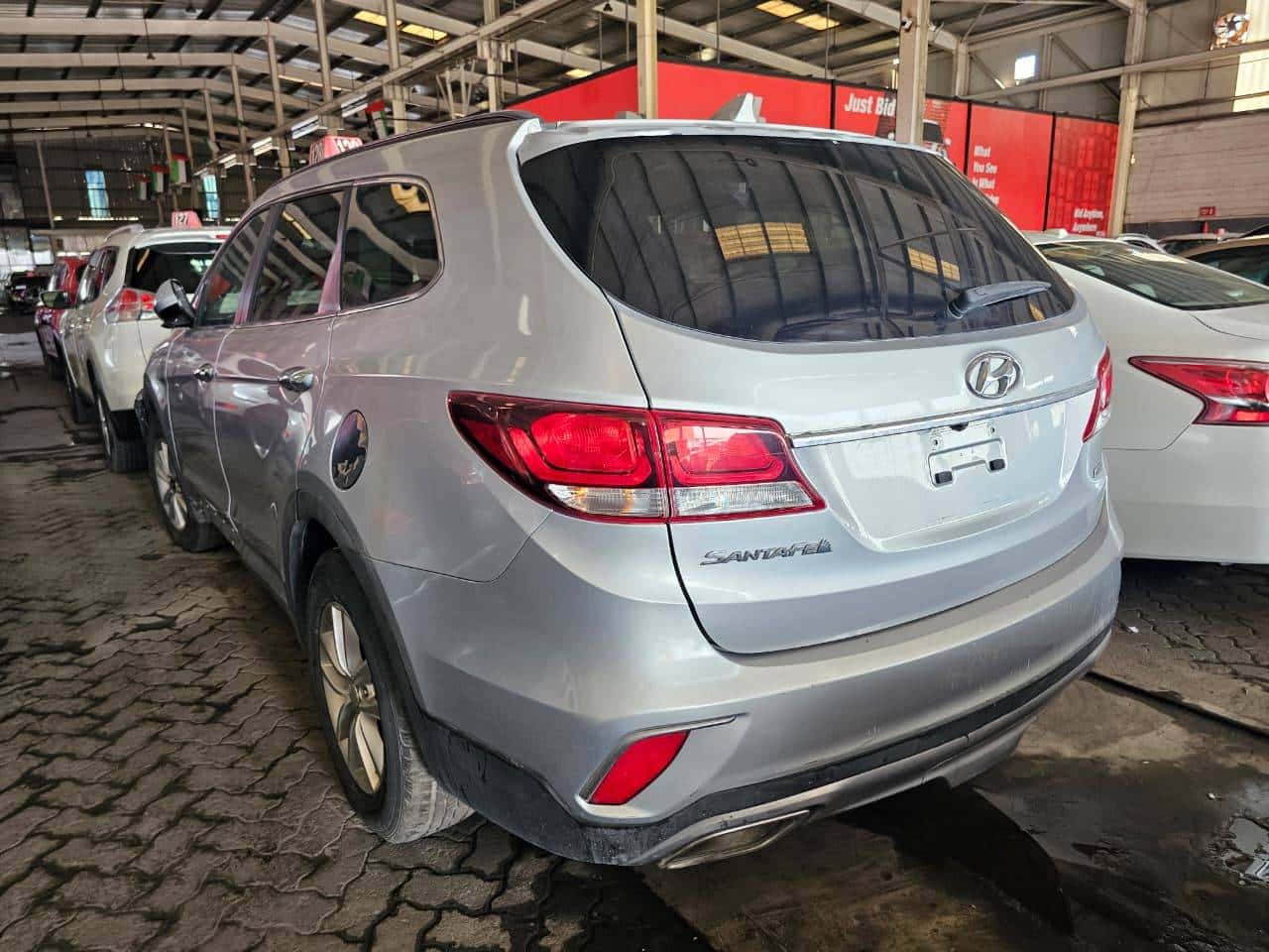 Hyundai Santa Fe 2017 thumbnail 1