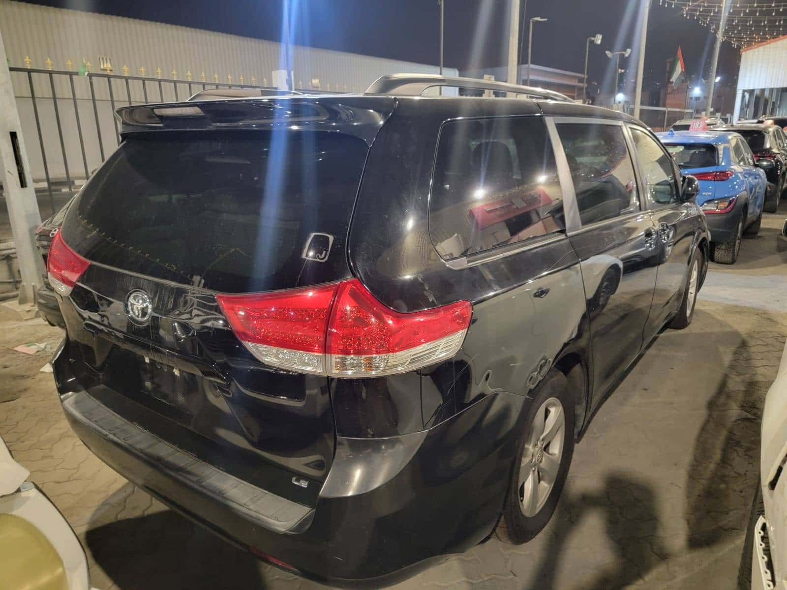 TOYOTA SIENNA 2013 thumbnail 4