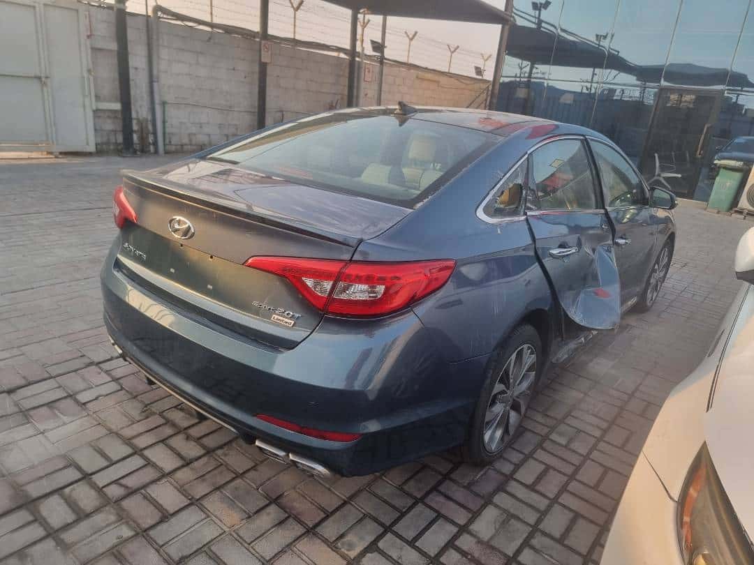 Hyundai Sonata 2015 thumbnail 4