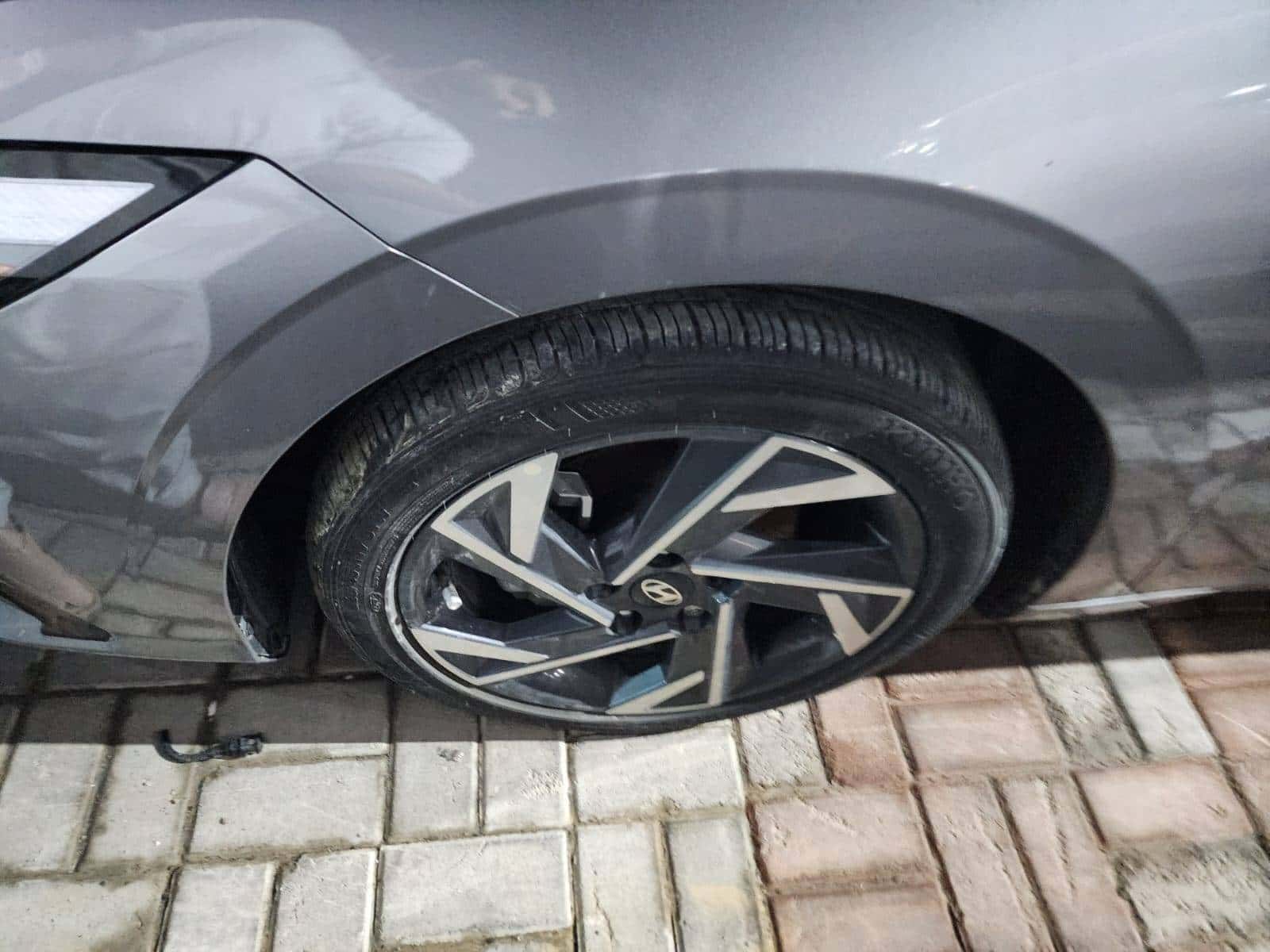 HYUNDAI ELANTRA 2024 thumbnail 4