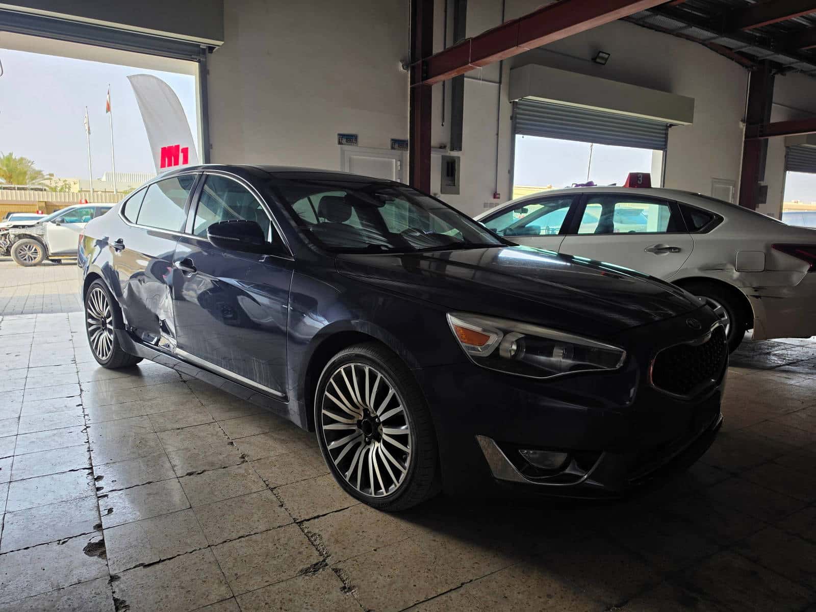 Kia Cadenza 2014 thumbnail 3