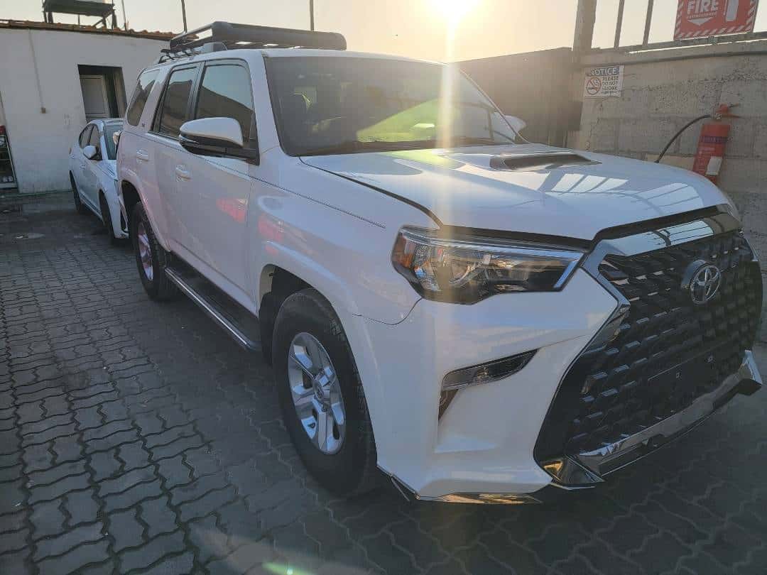 TOYOTA 4RUNNER - Exterior
