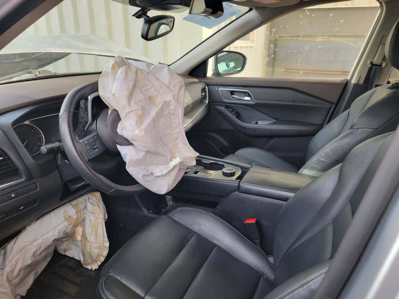 NISSAN ROGUE - Exterior