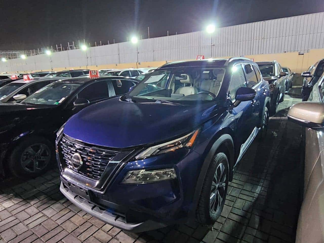 Nissan Rogue 2021 thumbnail 4