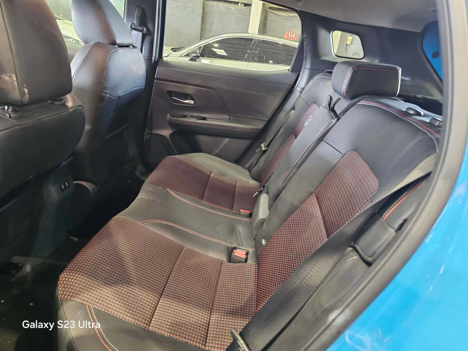 Nissan Kicks 2025 thumbnail 6