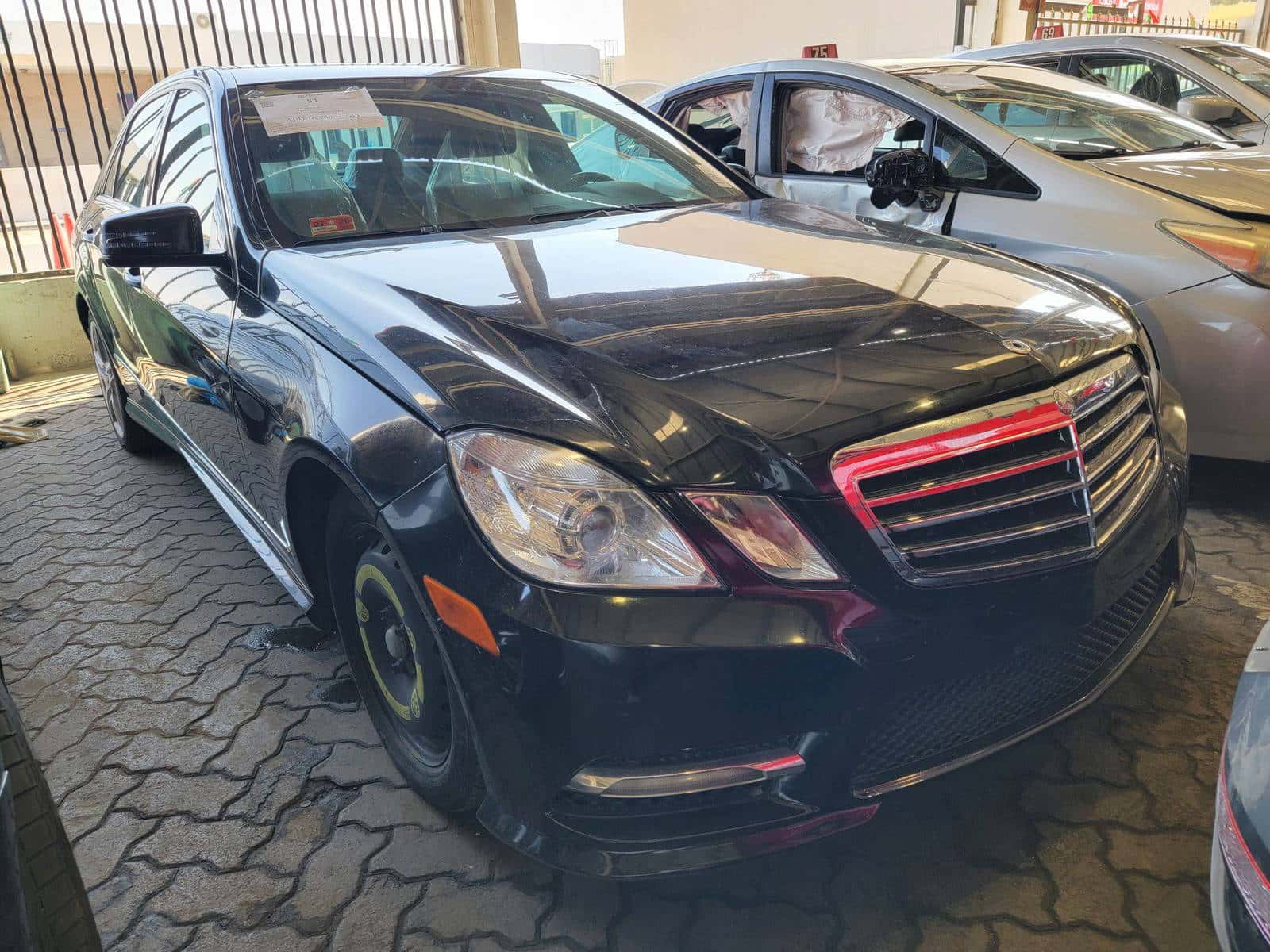 MERCEDES BENZ E 350 - Exterior