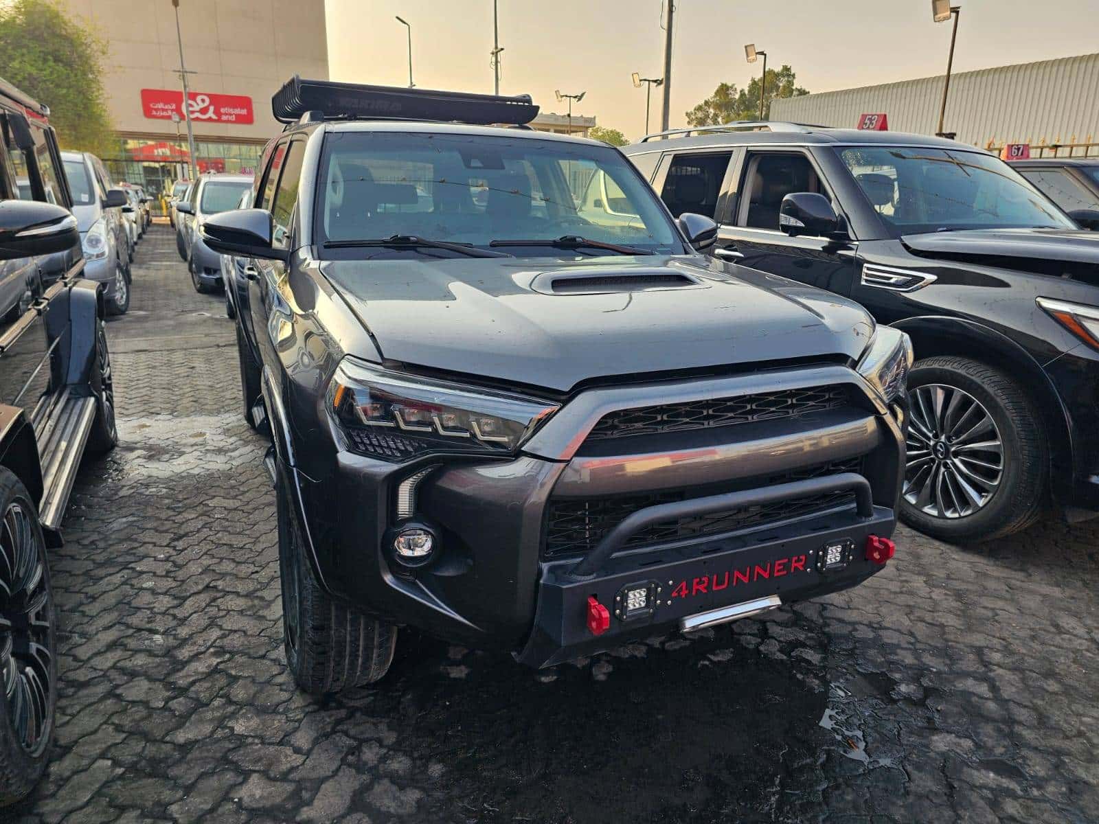 Toyota 4Runner 2021 thumbnail 3