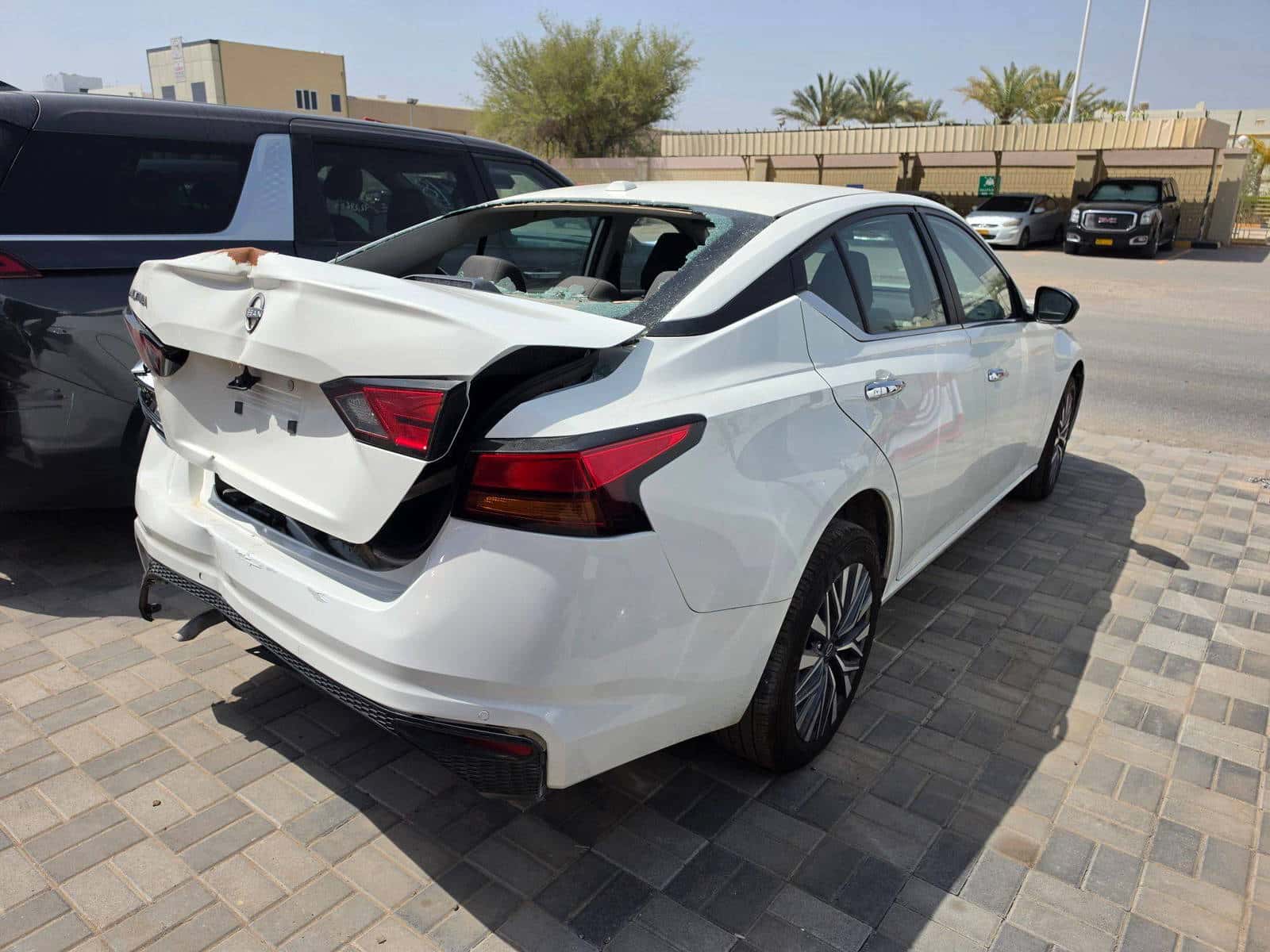 NISSAN ALTIMA 2025 thumbnail 5