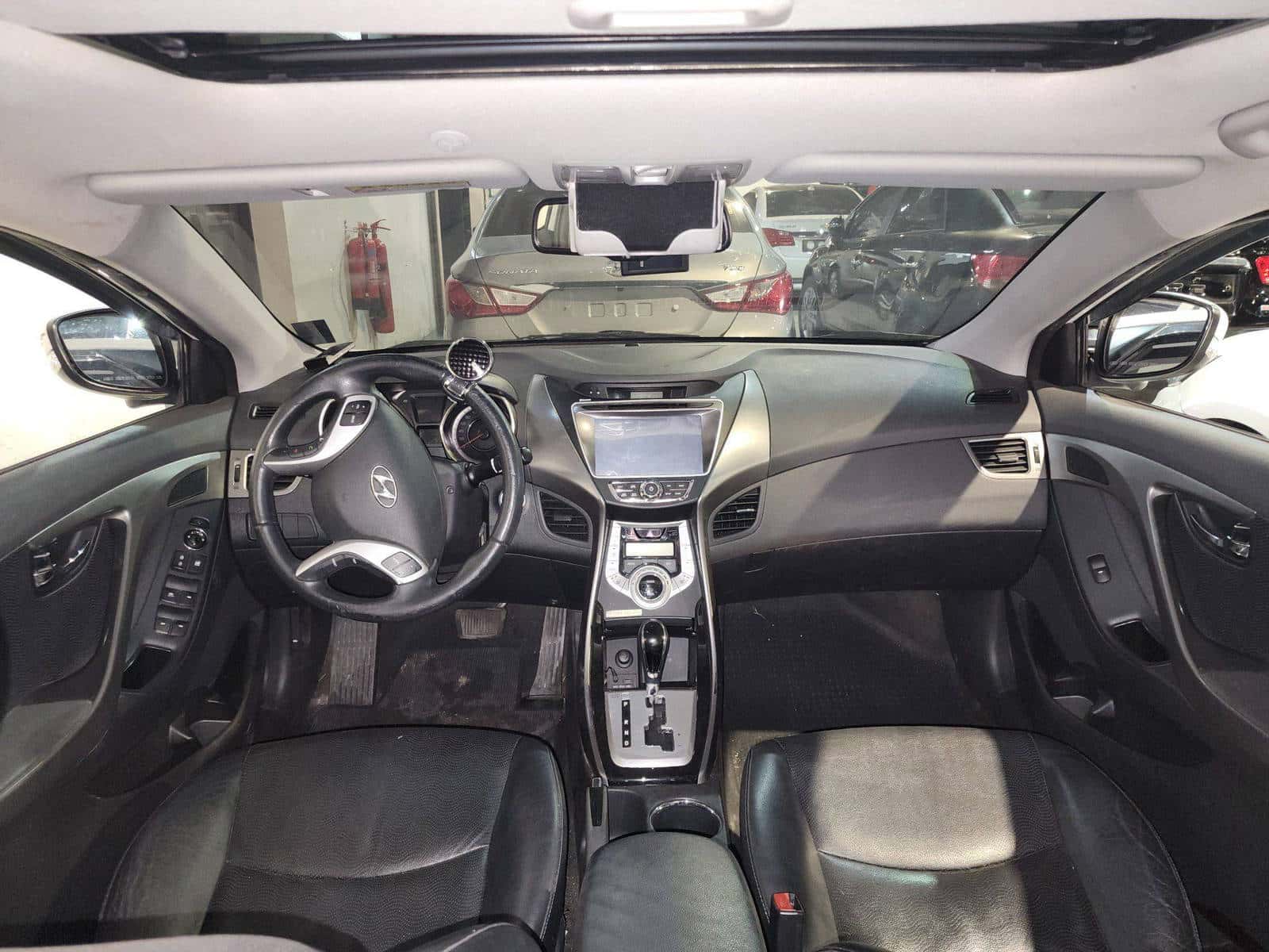 HYUNDAI AVANTE - Exterior