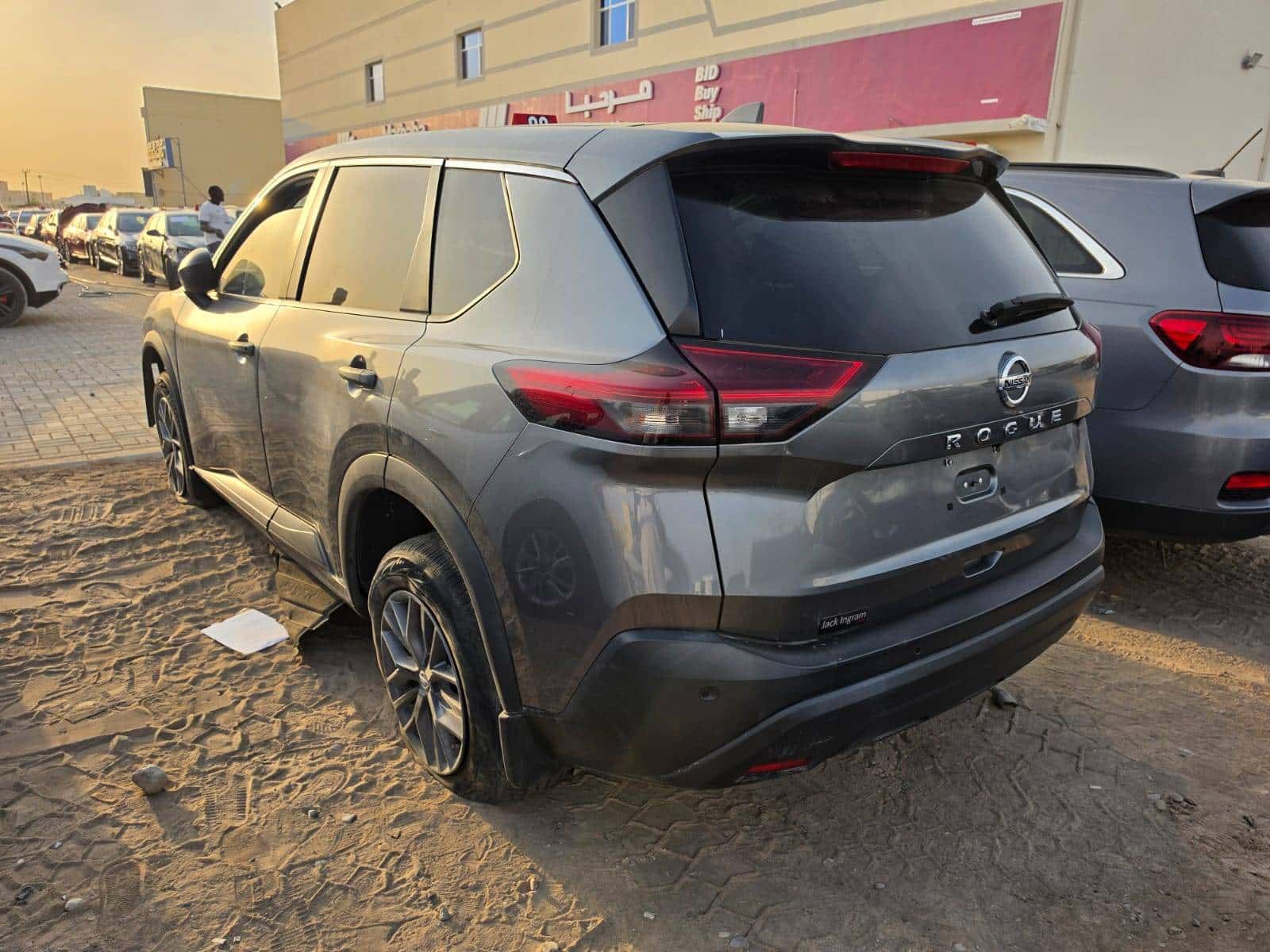 Nissan Rogue 2021 thumbnail 4