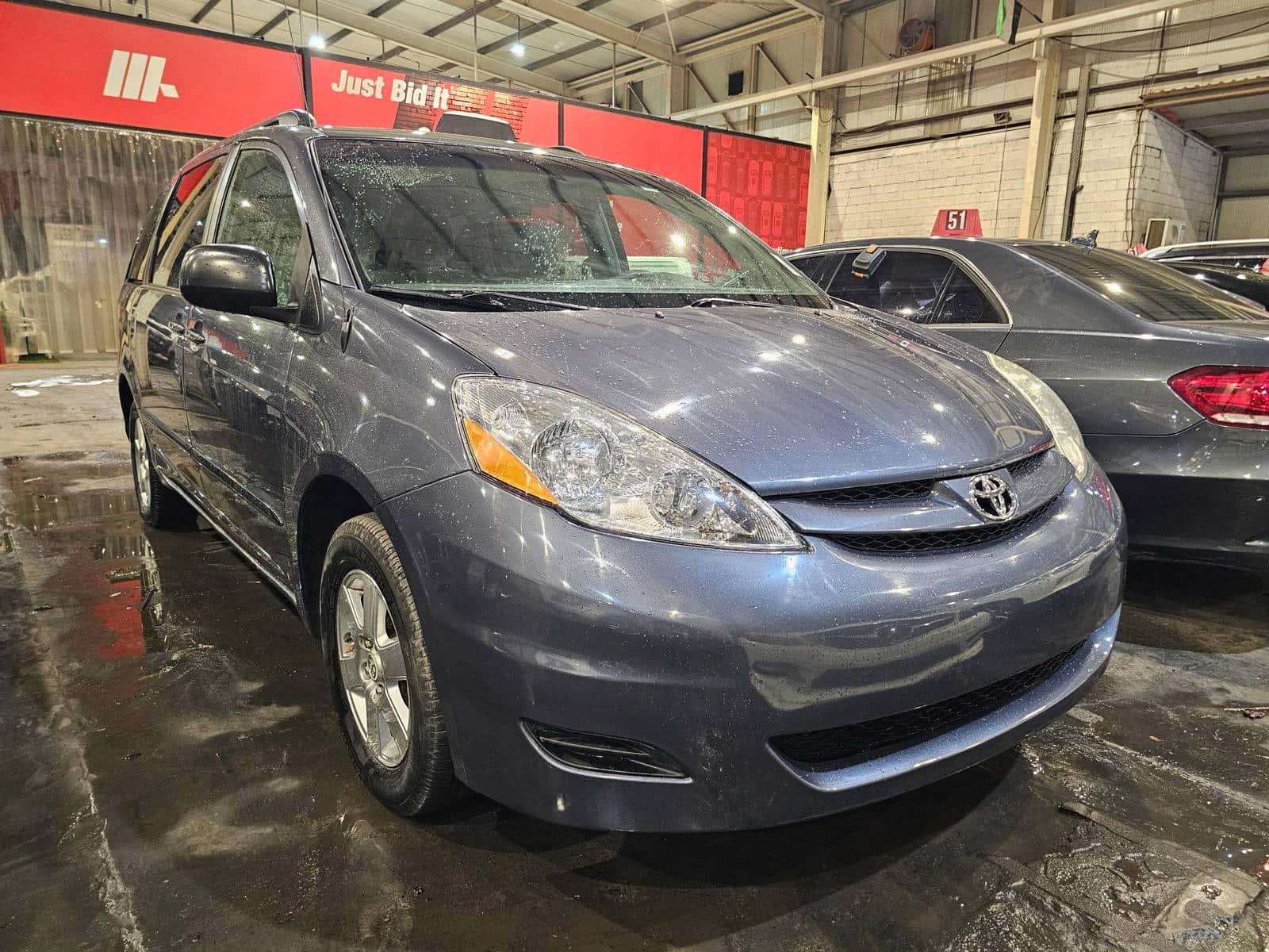 TOYOTA SIENNA 2008 thumbnail 3