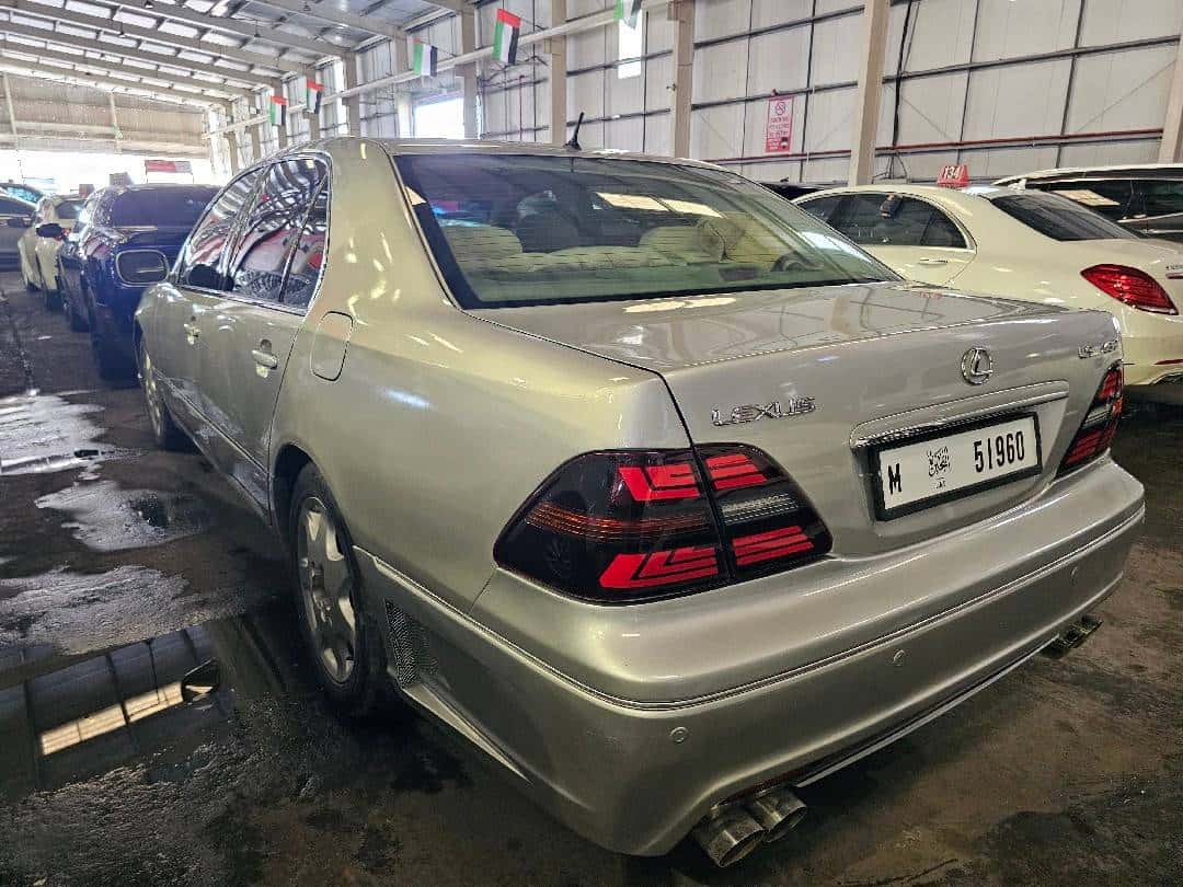 Lexus LS 430 2003 thumbnail 1