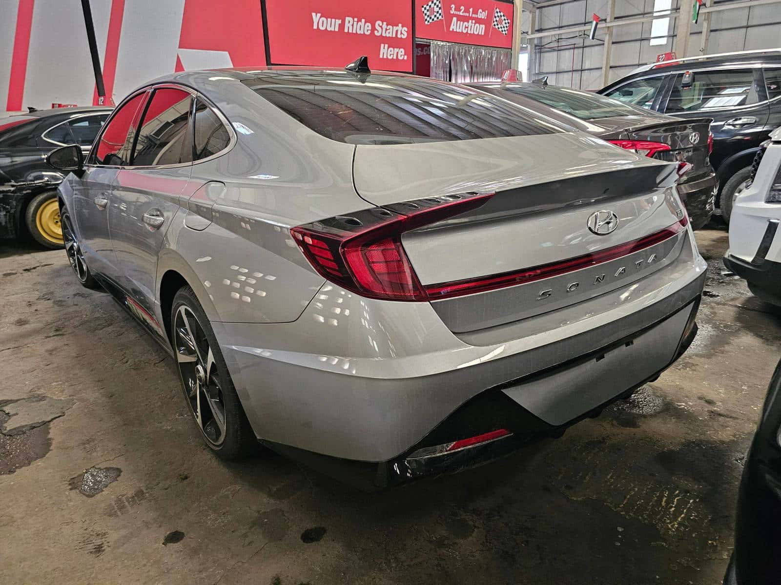 HYUNDAI SONATA 2023 thumbnail 2