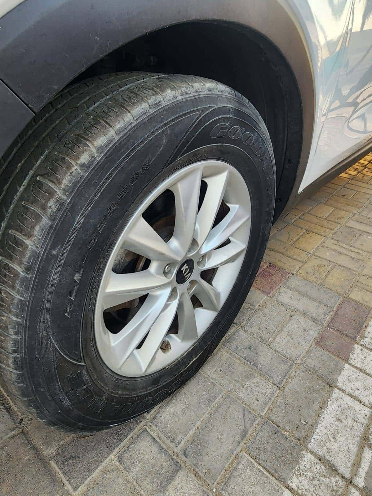 KIA SORENTO 2020 thumbnail 5