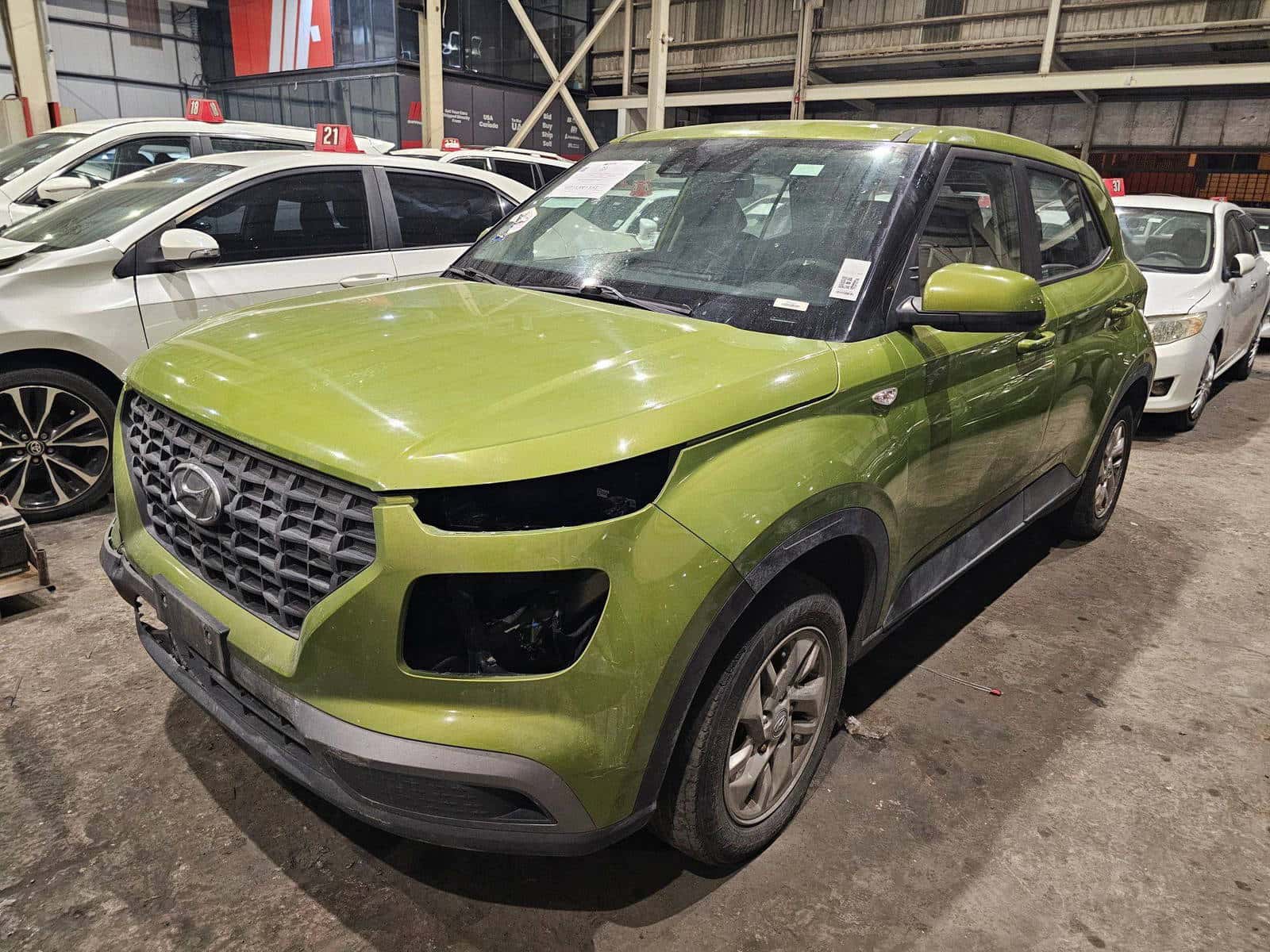 HYUNDAI VENUE SE 2021 thumbnail 4