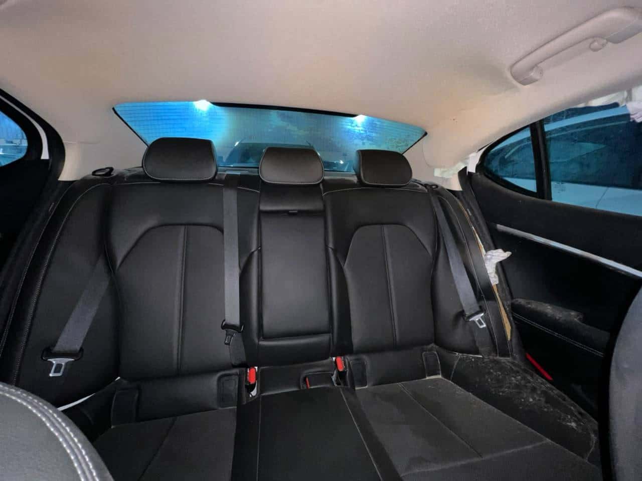Genesis G70 2025 thumbnail 3