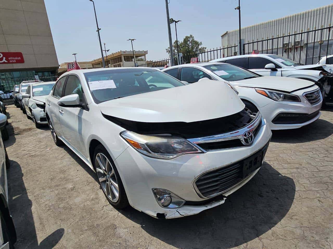 Toyota Avalon 2015 thumbnail 3