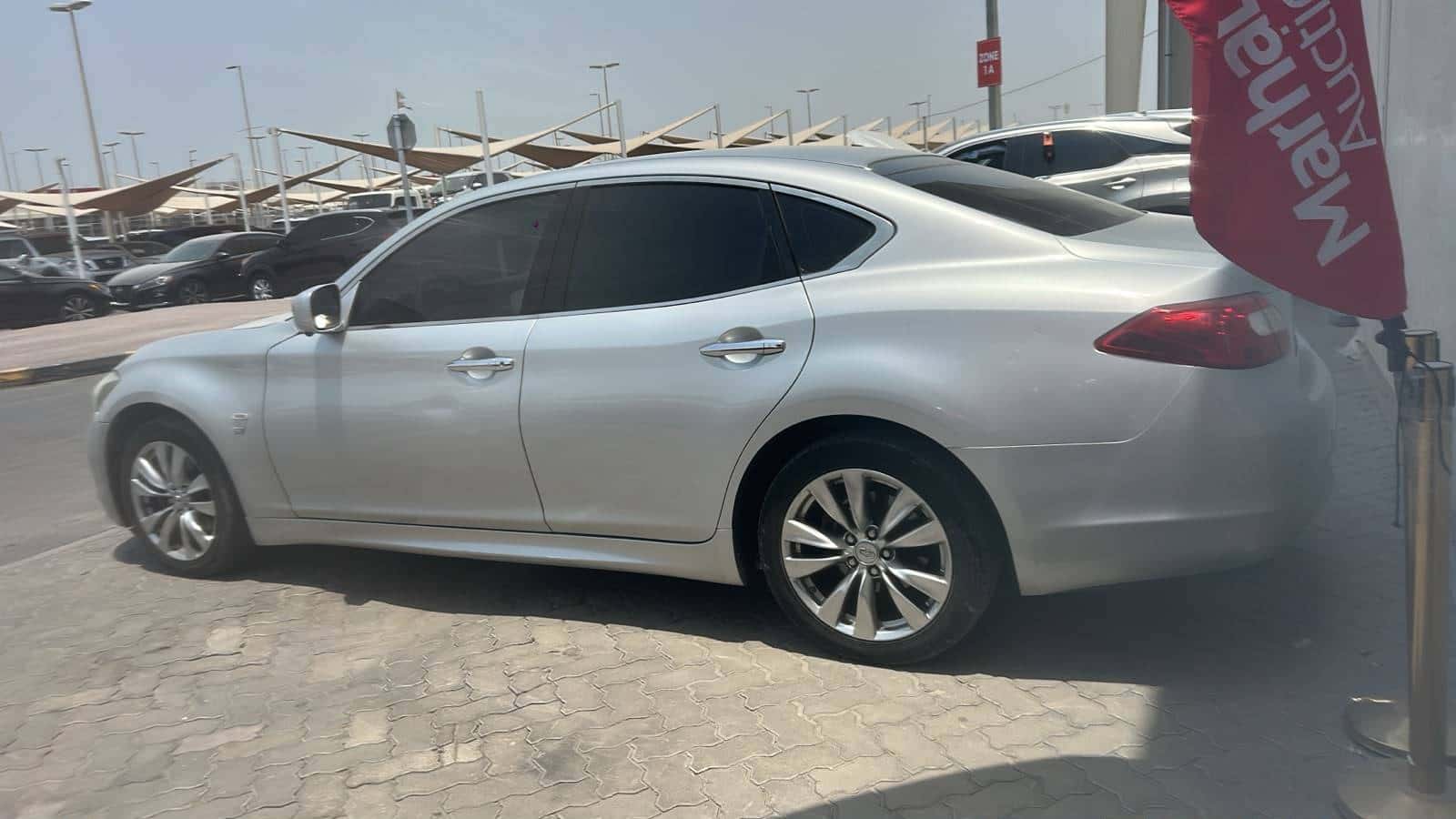 INFINITI Q70 2015 thumbnail 6