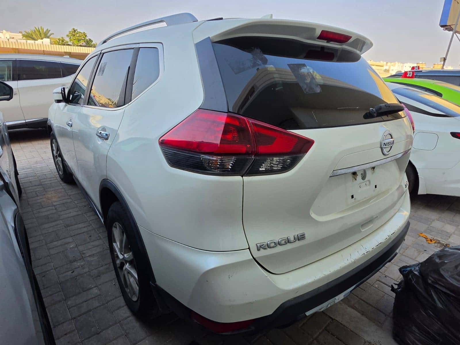 Nissan Rogue 2018 thumbnail 4