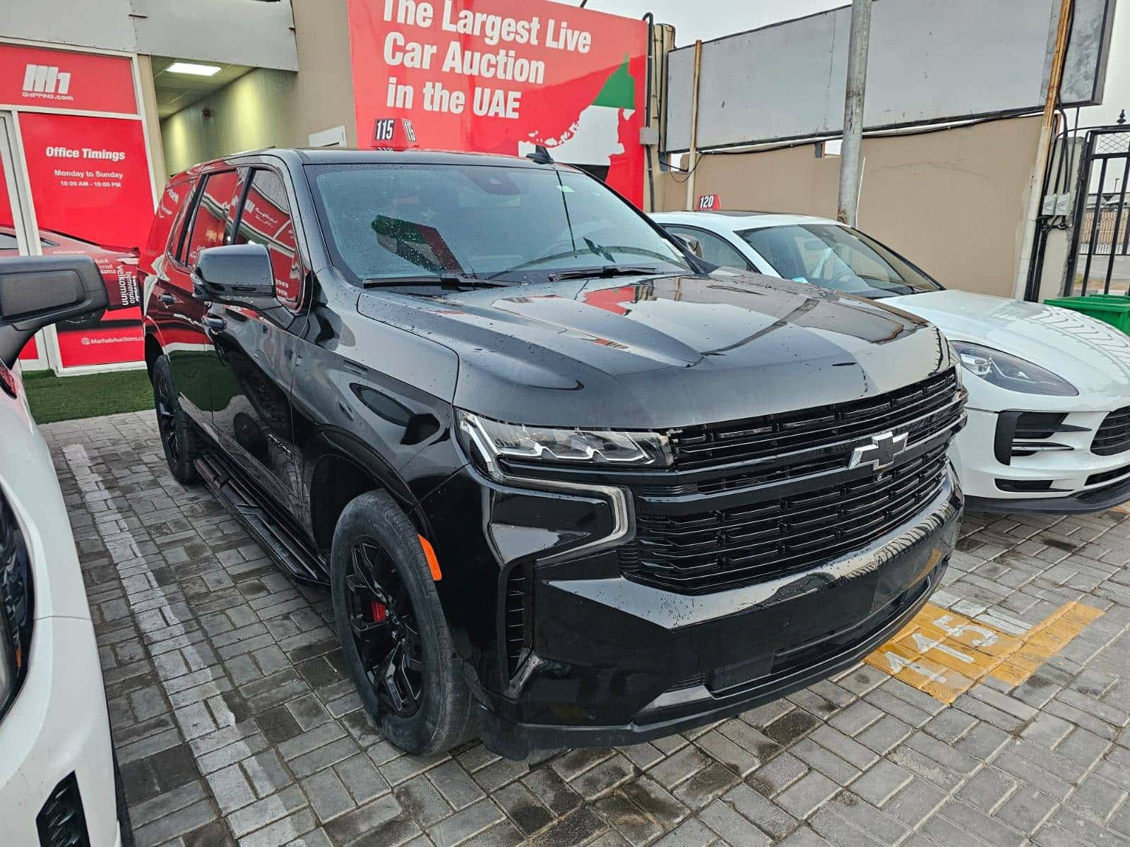 CHEVROLET Tahoe 2023 thumbnail 2