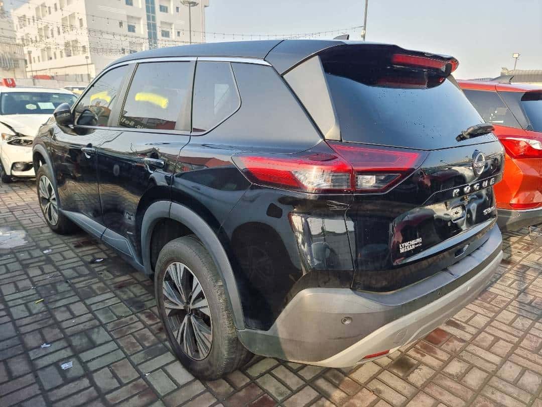 NISSAN ROGUE - Exterior