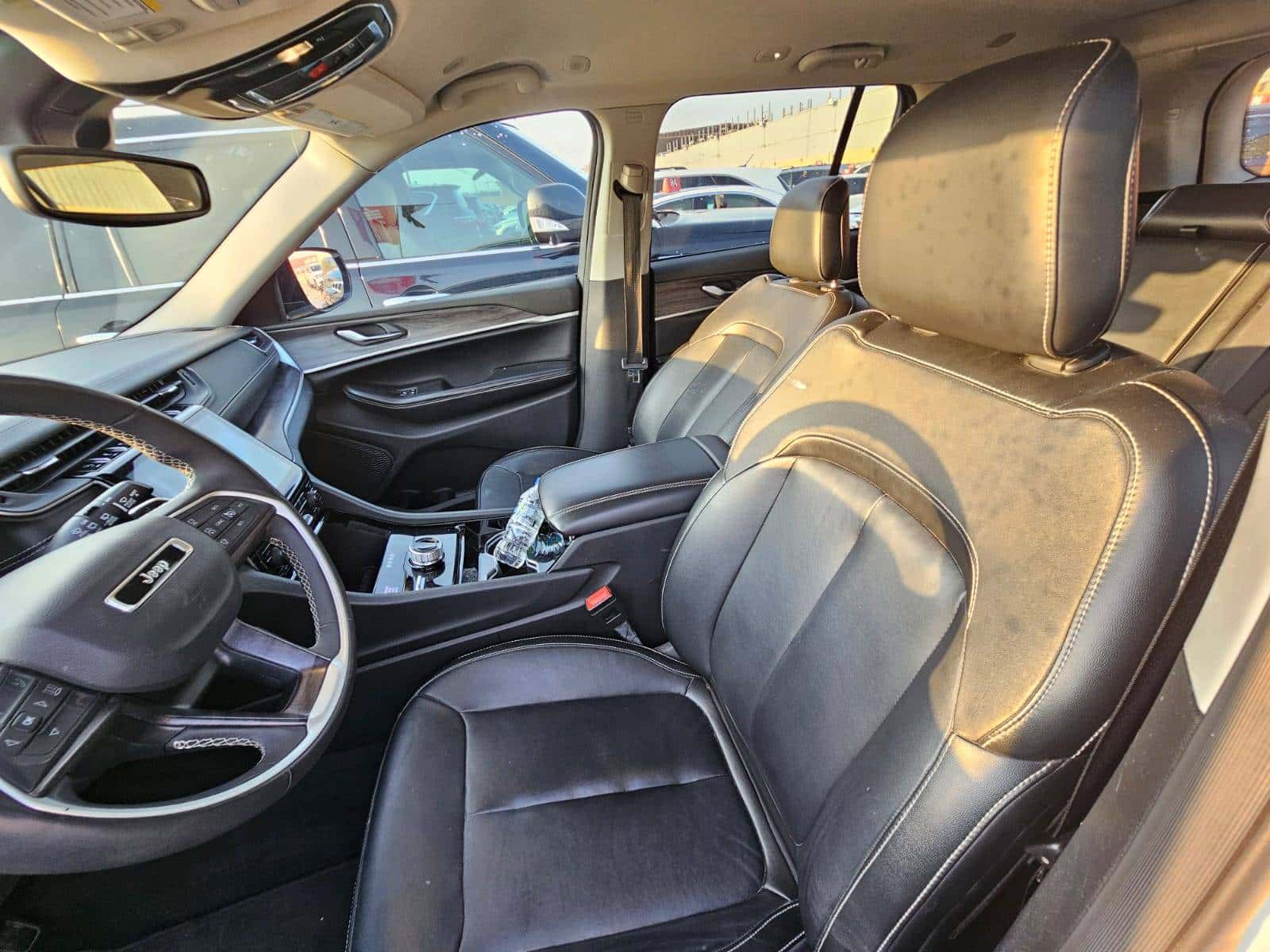 Jeep Grand Cherokee 2023 thumbnail 7
