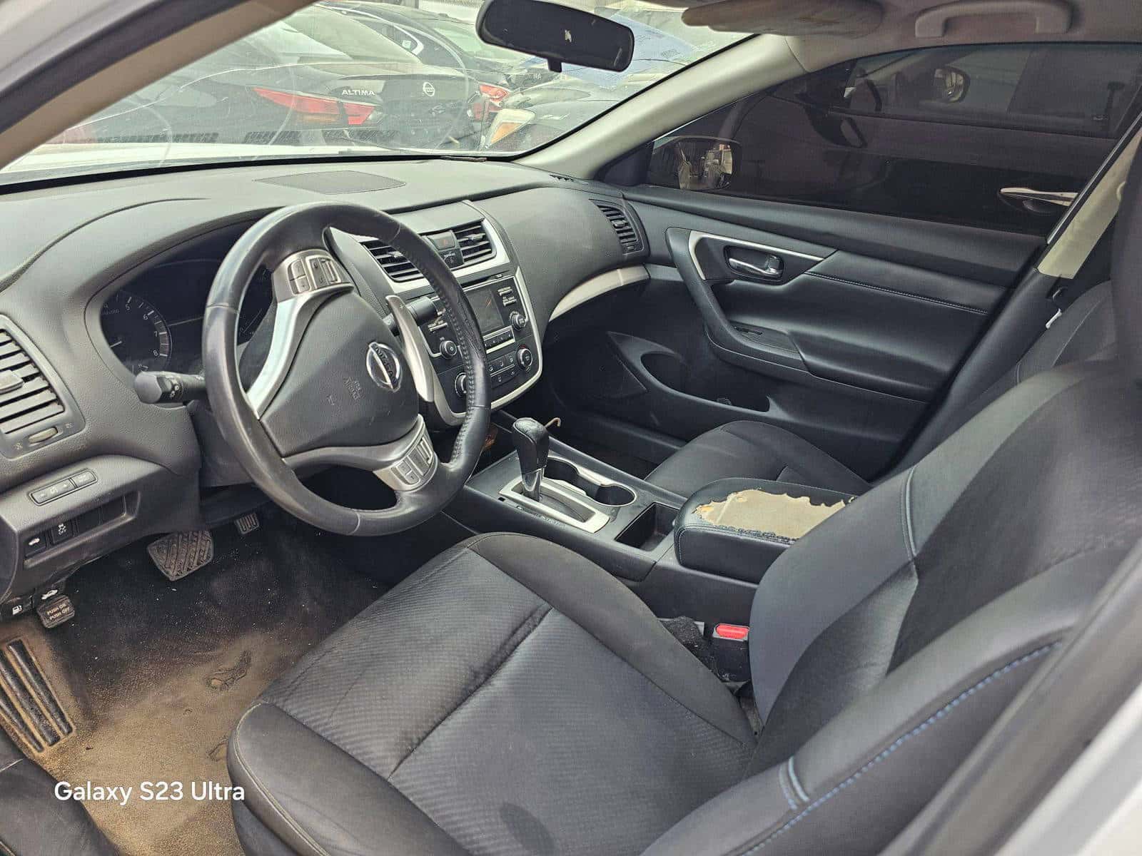 NISSAN ALTIMA - Exterior
