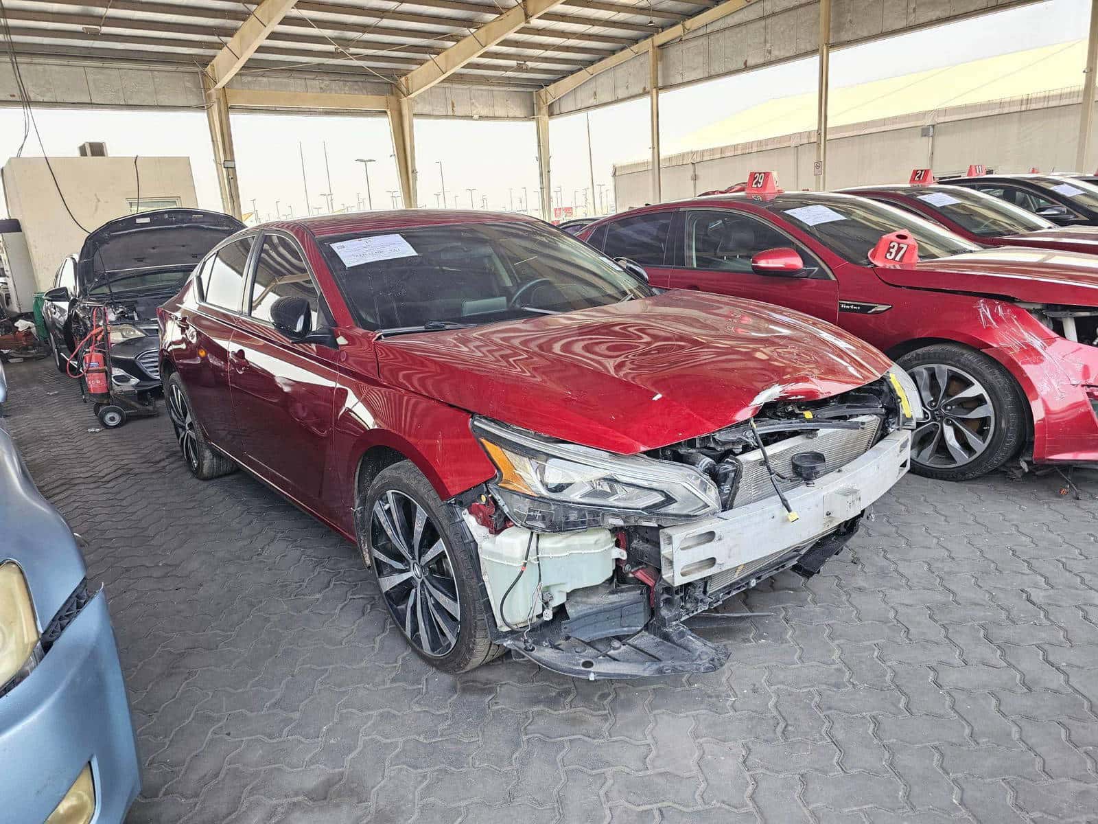 NISSAN ALTIMA - Exterior