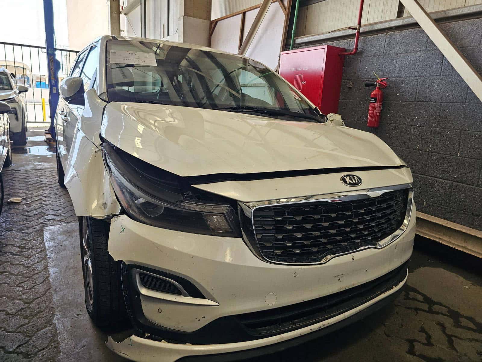 KIA SEDONA 2019 thumbnail 2