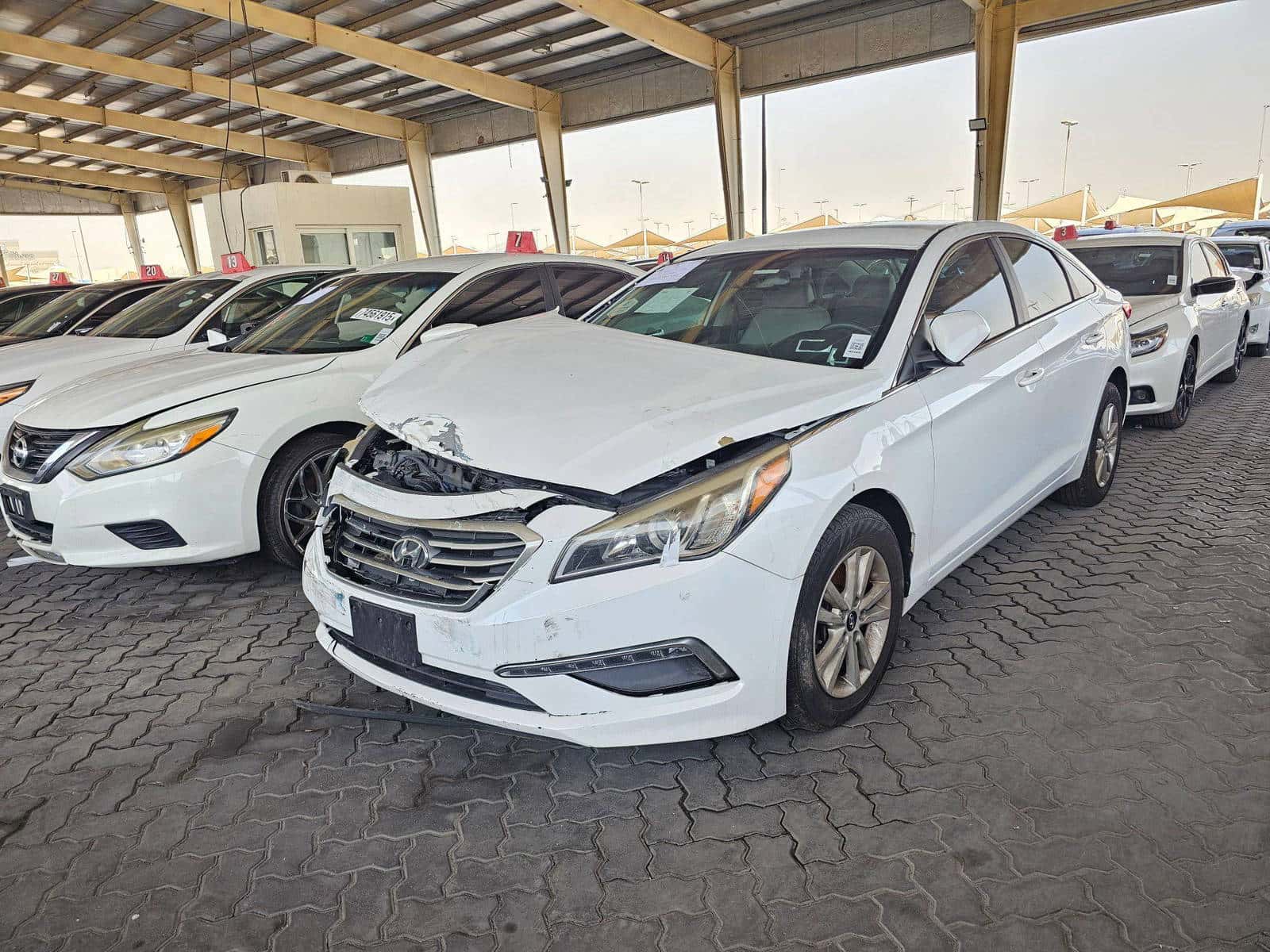 HYUNDAI SONATA 2015 thumbnail 4