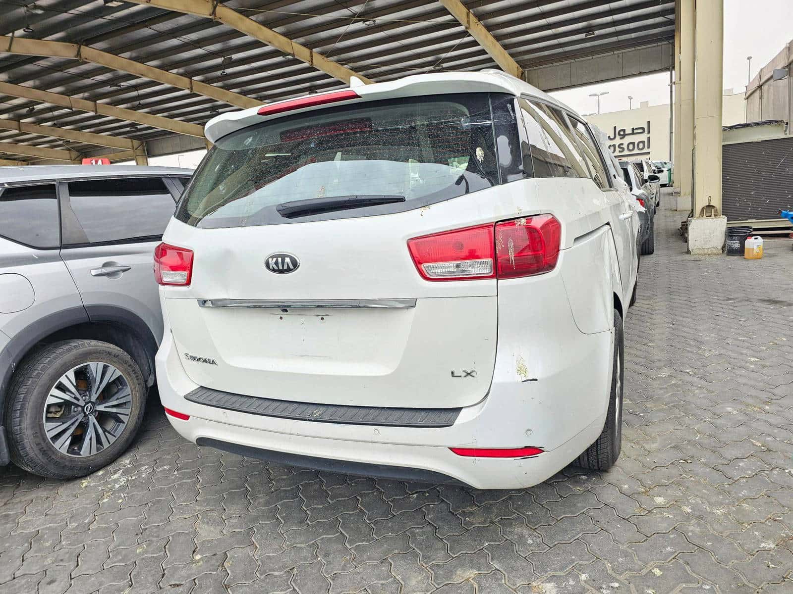 KIA SEDONA - Exterior