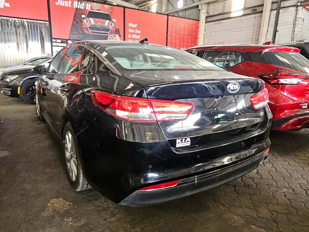Kia Optima 2018 thumbnail 1