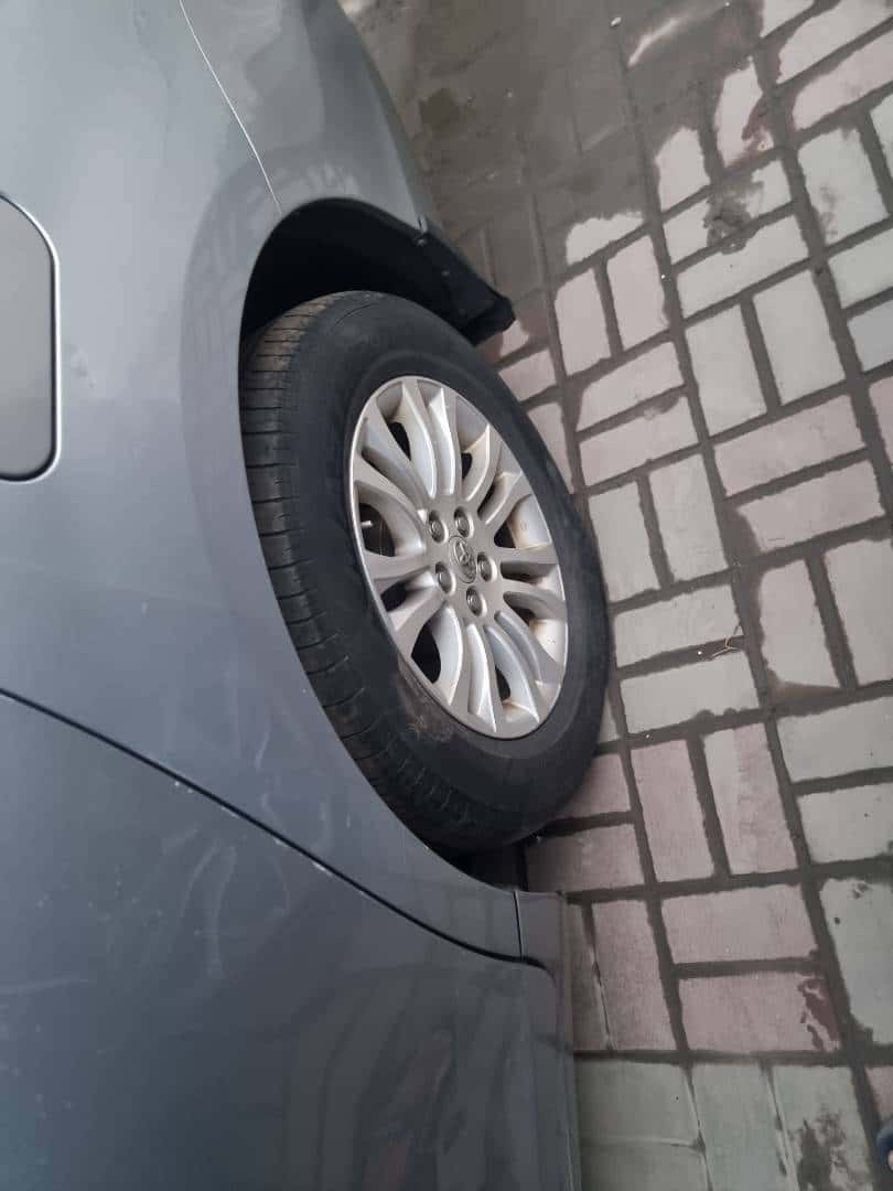 TOYOTA SIENNA 2014 thumbnail 5