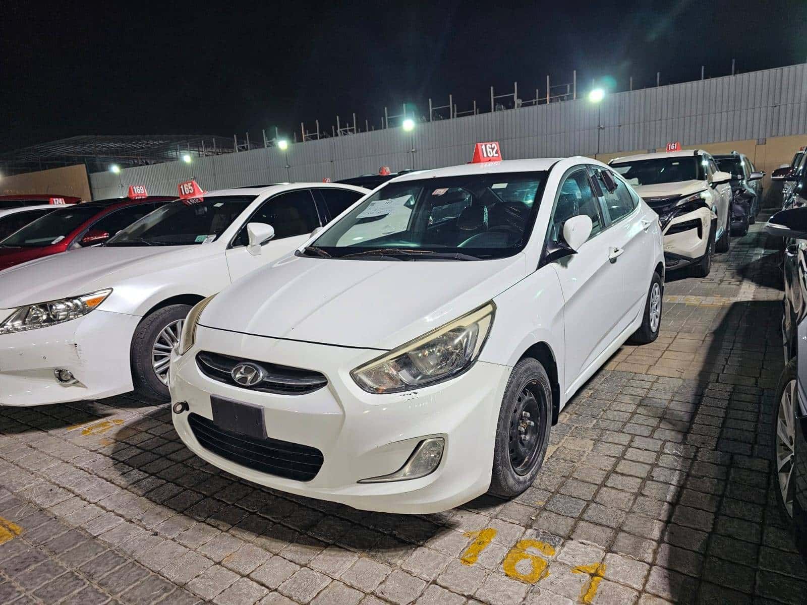Hyundai Accent 2015 thumbnail 2