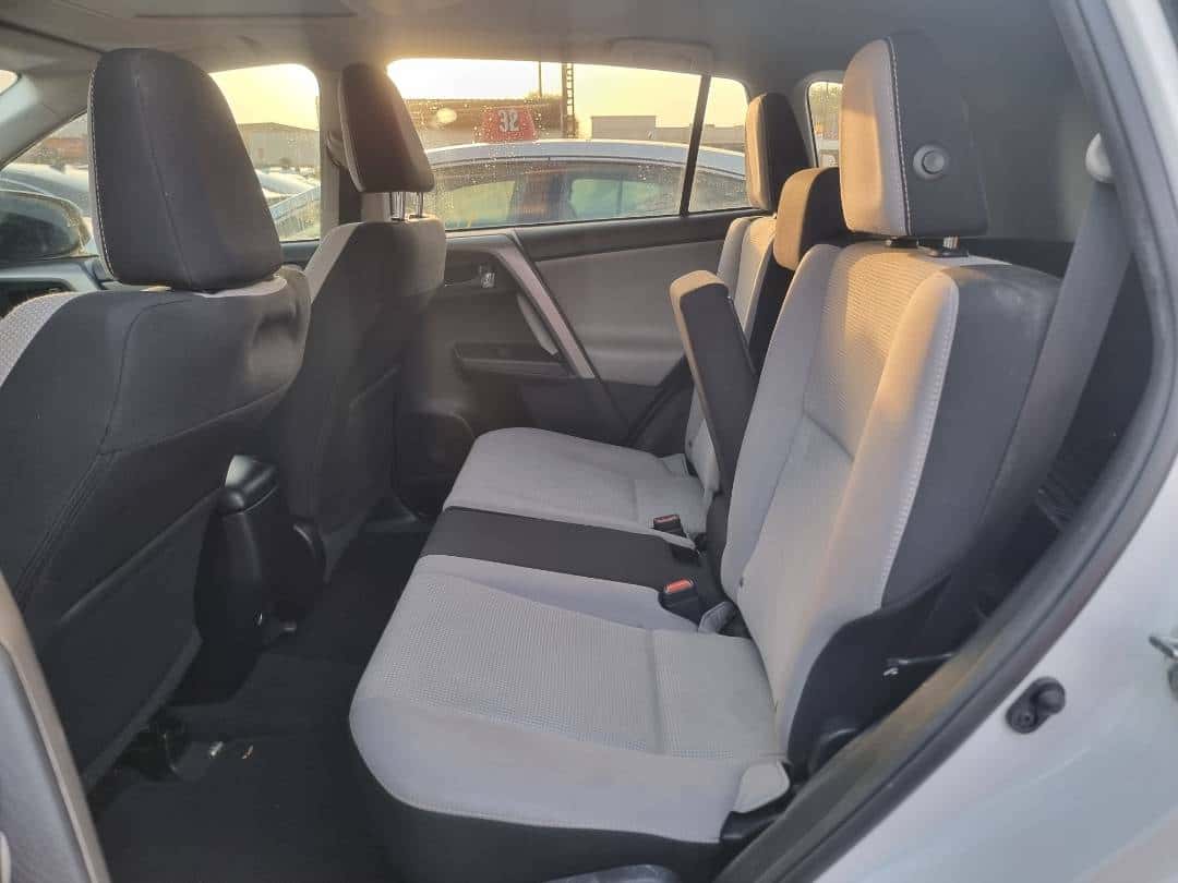 TOYOTA RAV4 2018 thumbnail 5