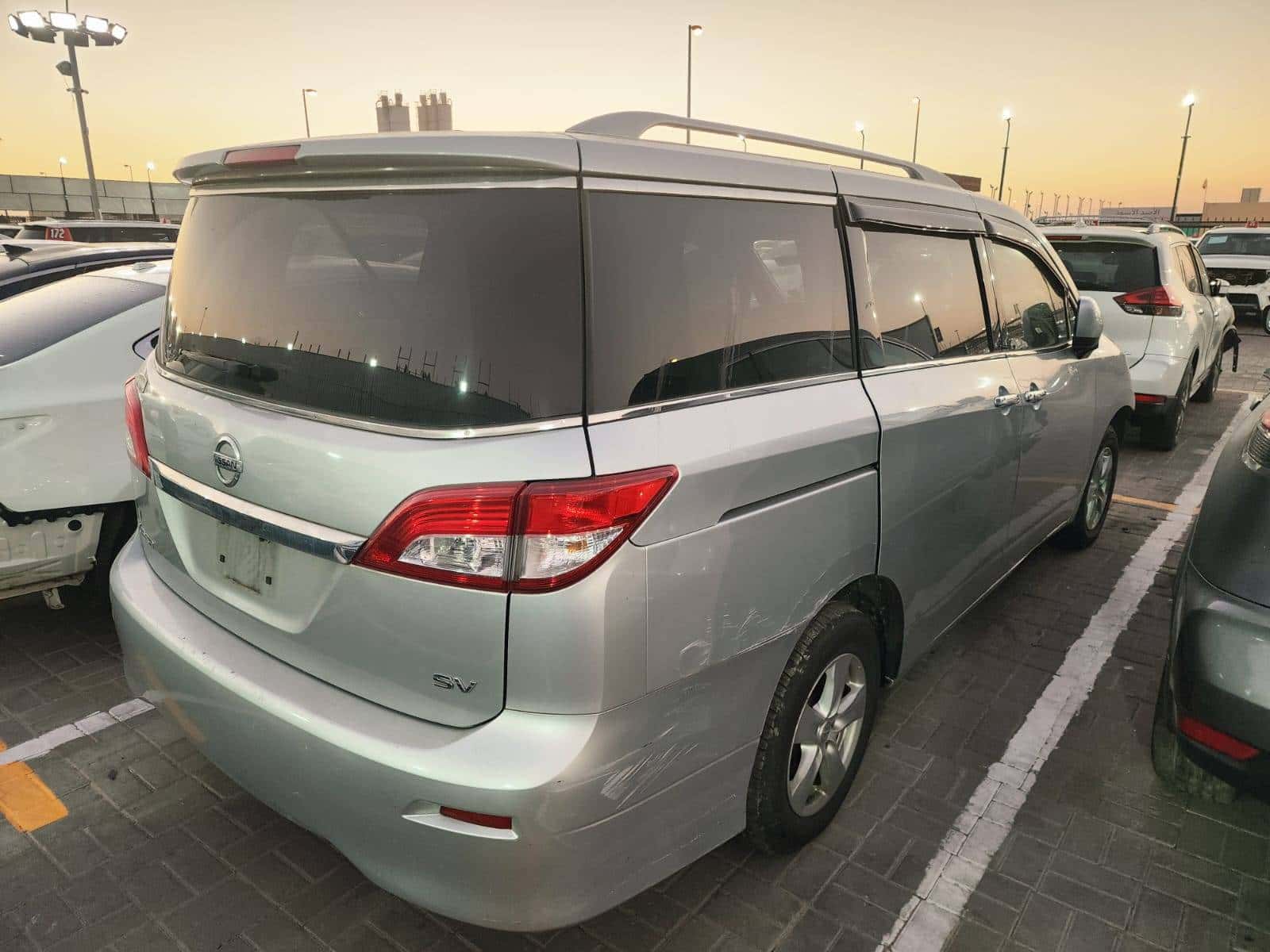 NISSAN QUEST 2017 thumbnail 5