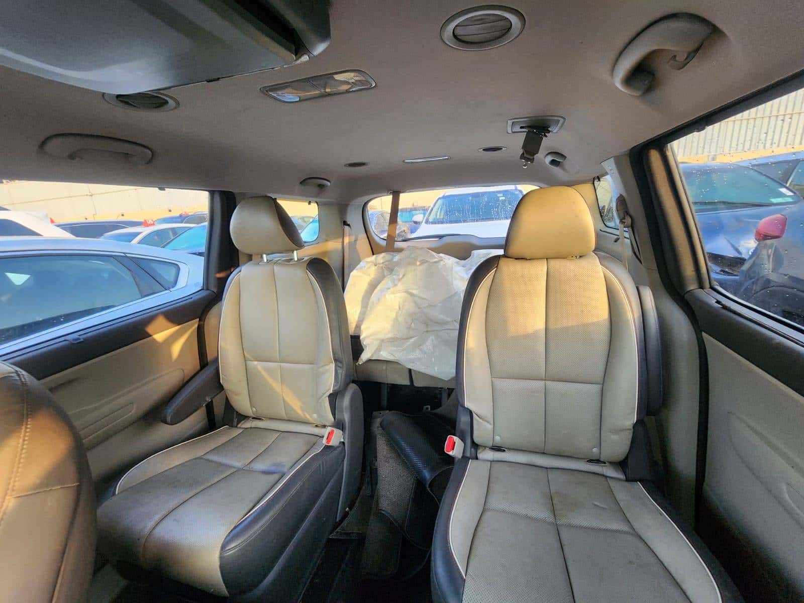 KIA SEDONA 2017 thumbnail 7