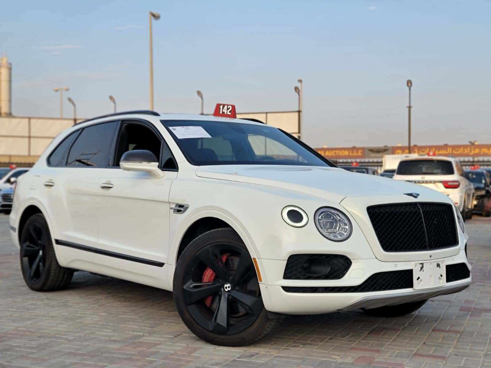BENTLEY BENTAYGA 2019 thumbnail 3