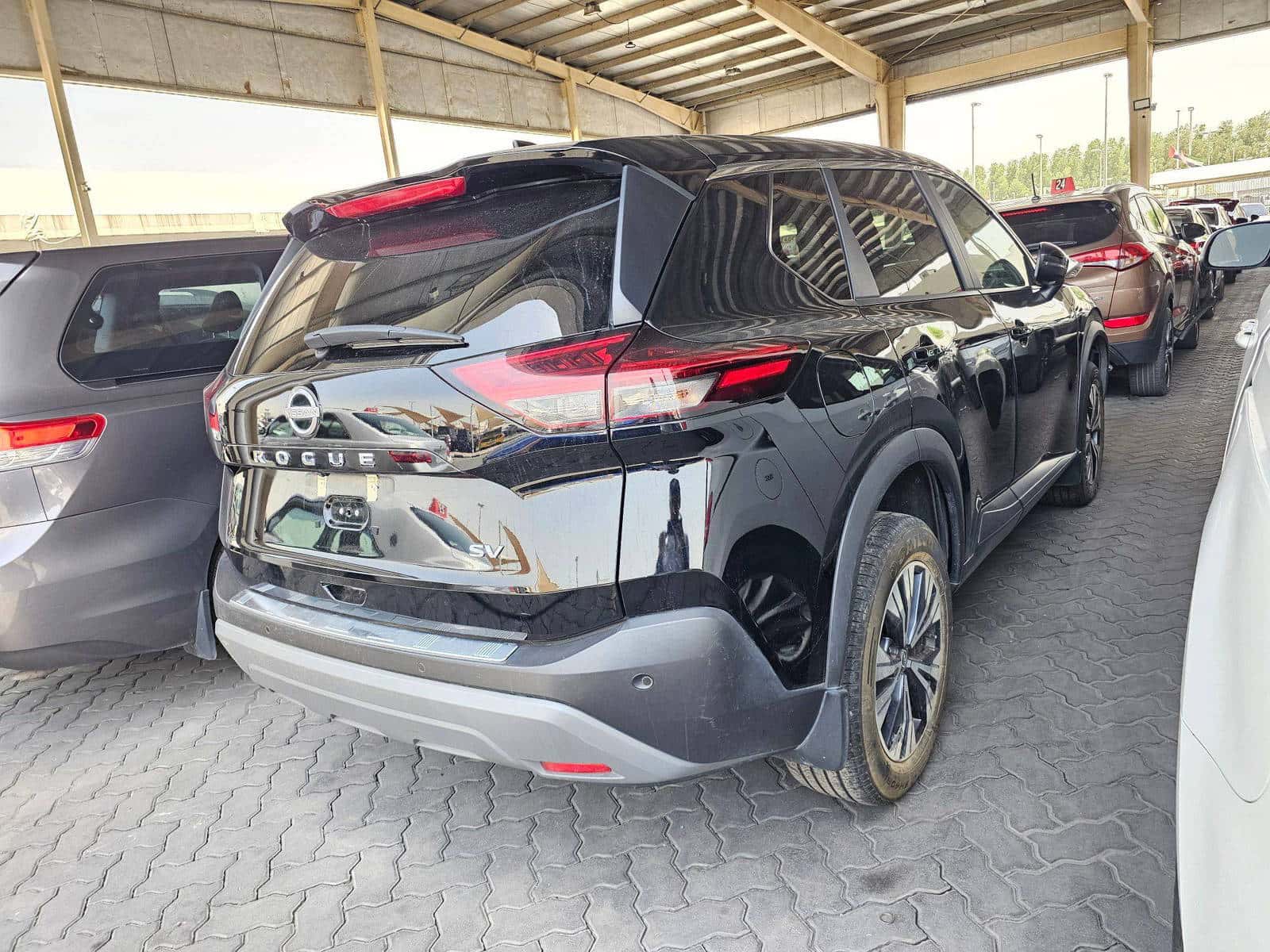 NISSAN ROGUE - Exterior