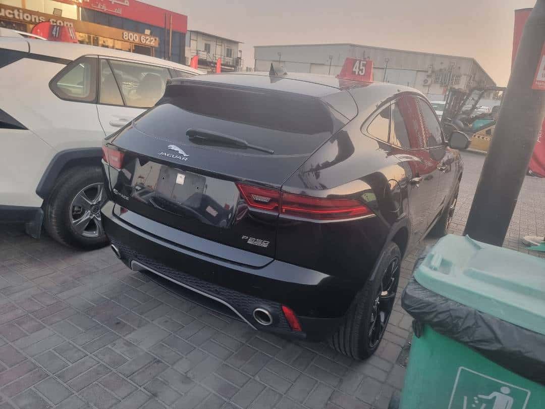Jaguar F-PACE PRESTIGE 2020 thumbnail 4